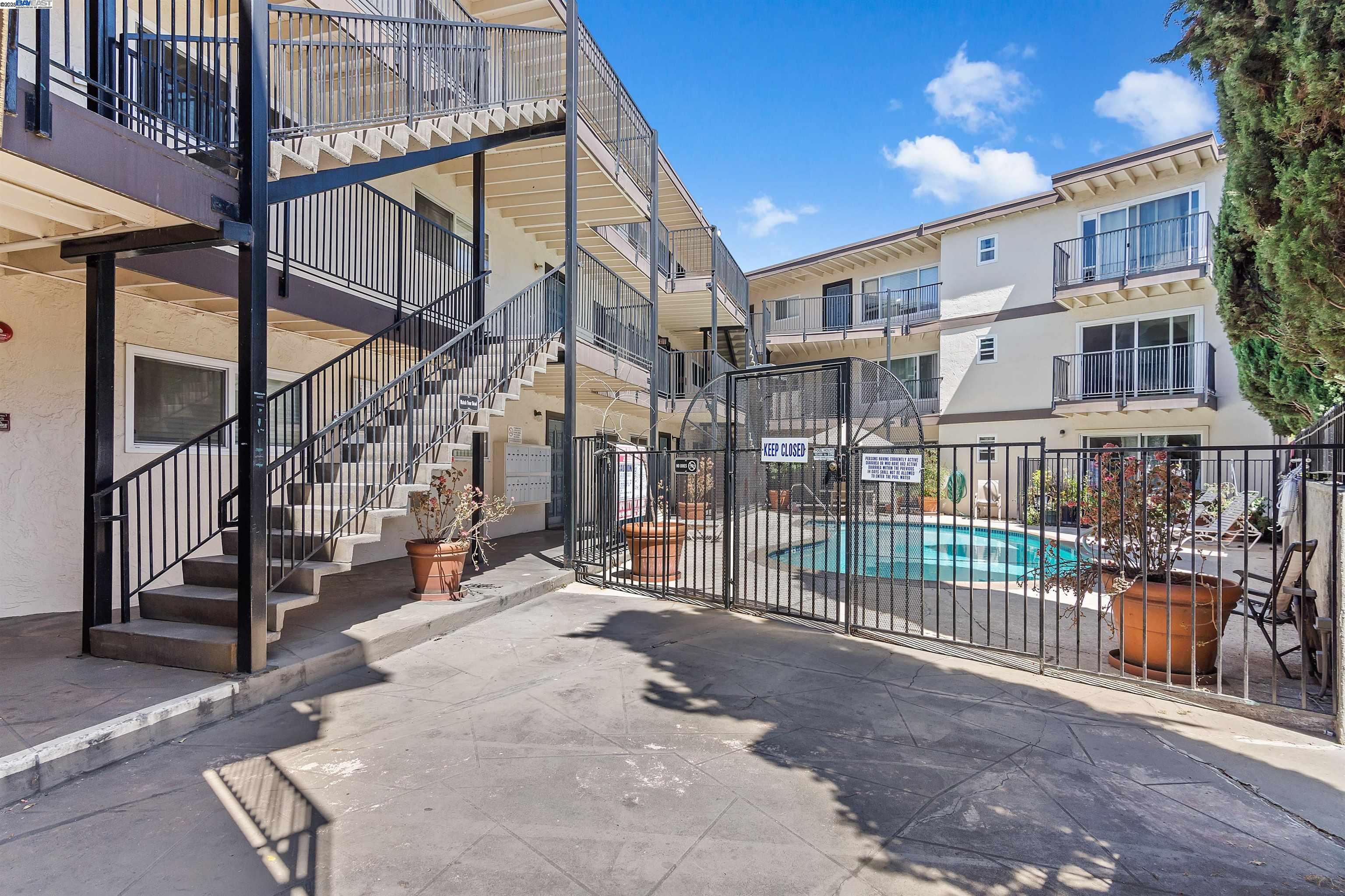 1743 Carmel Dr UNIT 9, Walnut Creek, CA, 94596