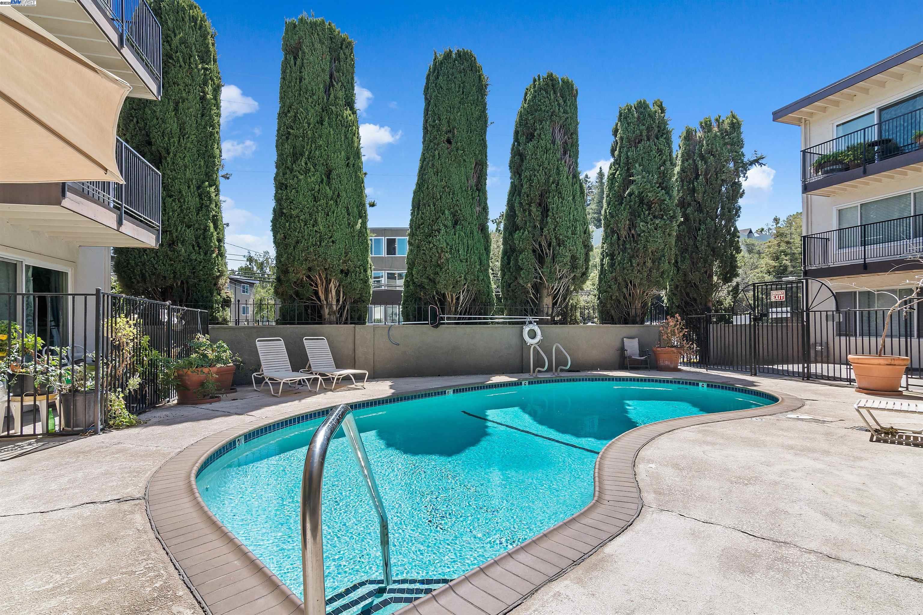 1743 Carmel Dr UNIT 9, Walnut Creek, CA, 94596