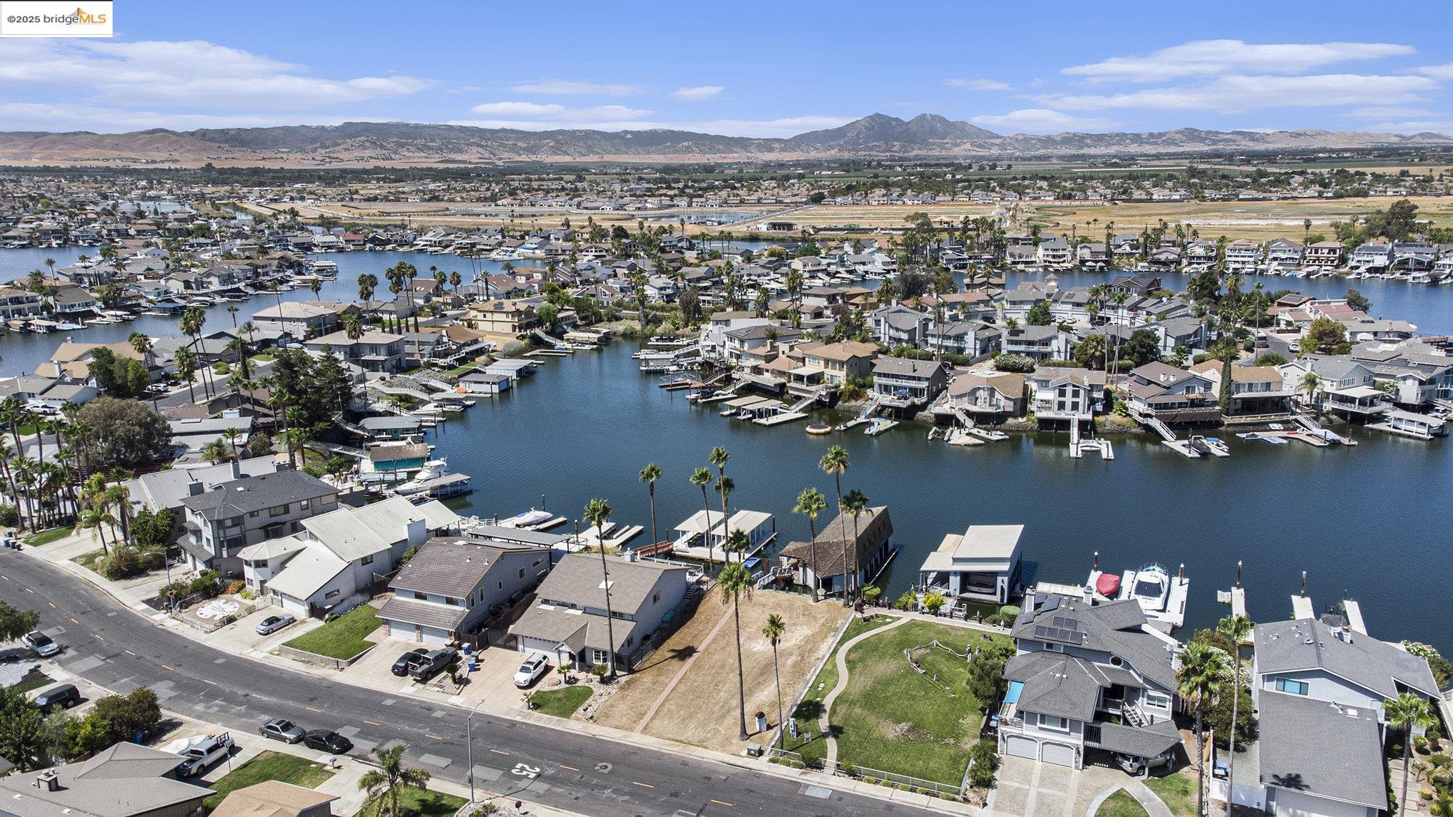 910 Discovery Bay Blvd, Discovery Bay CA 94505
