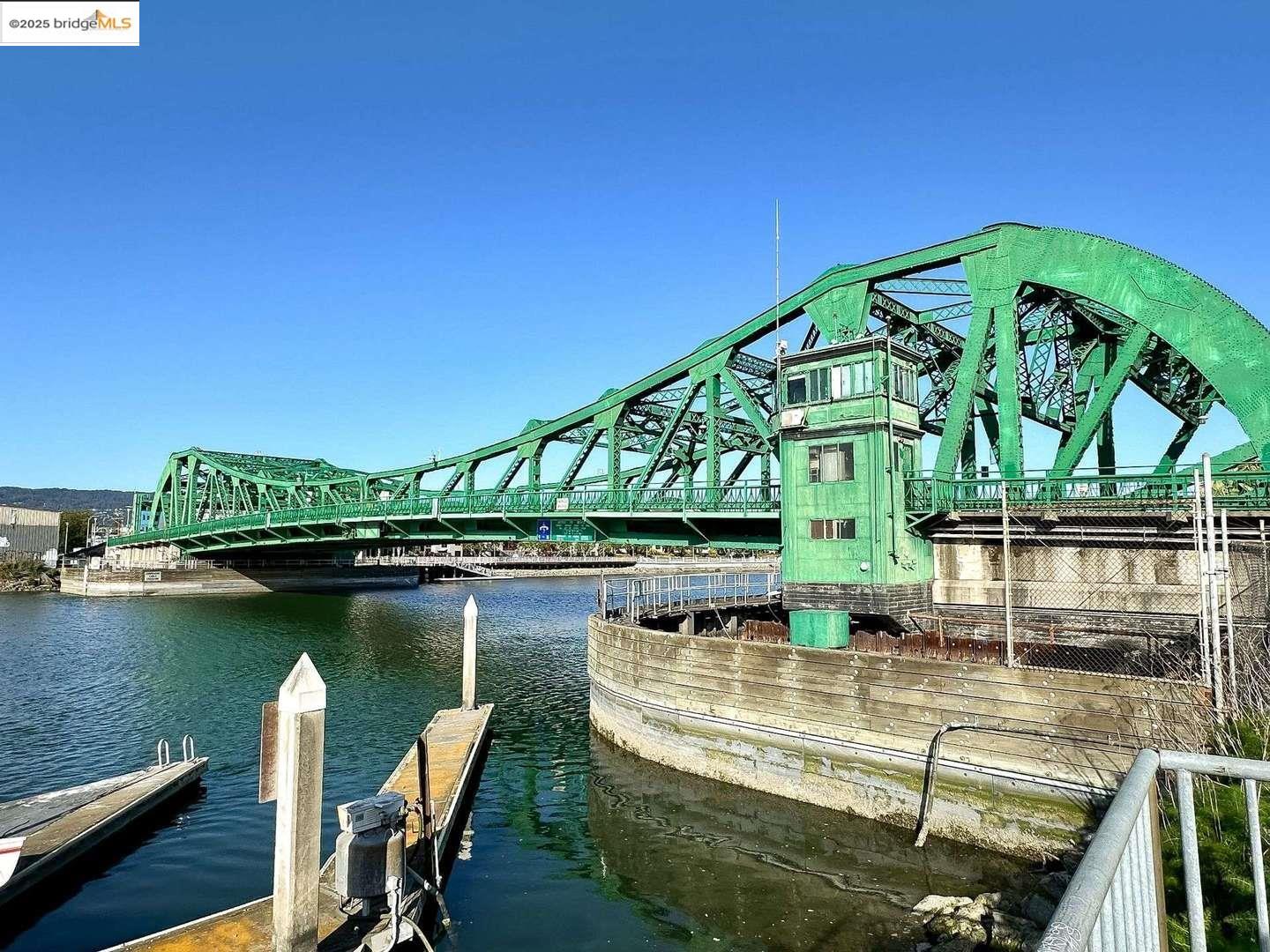 Photo #33: 41107760 Listing: Photo #33