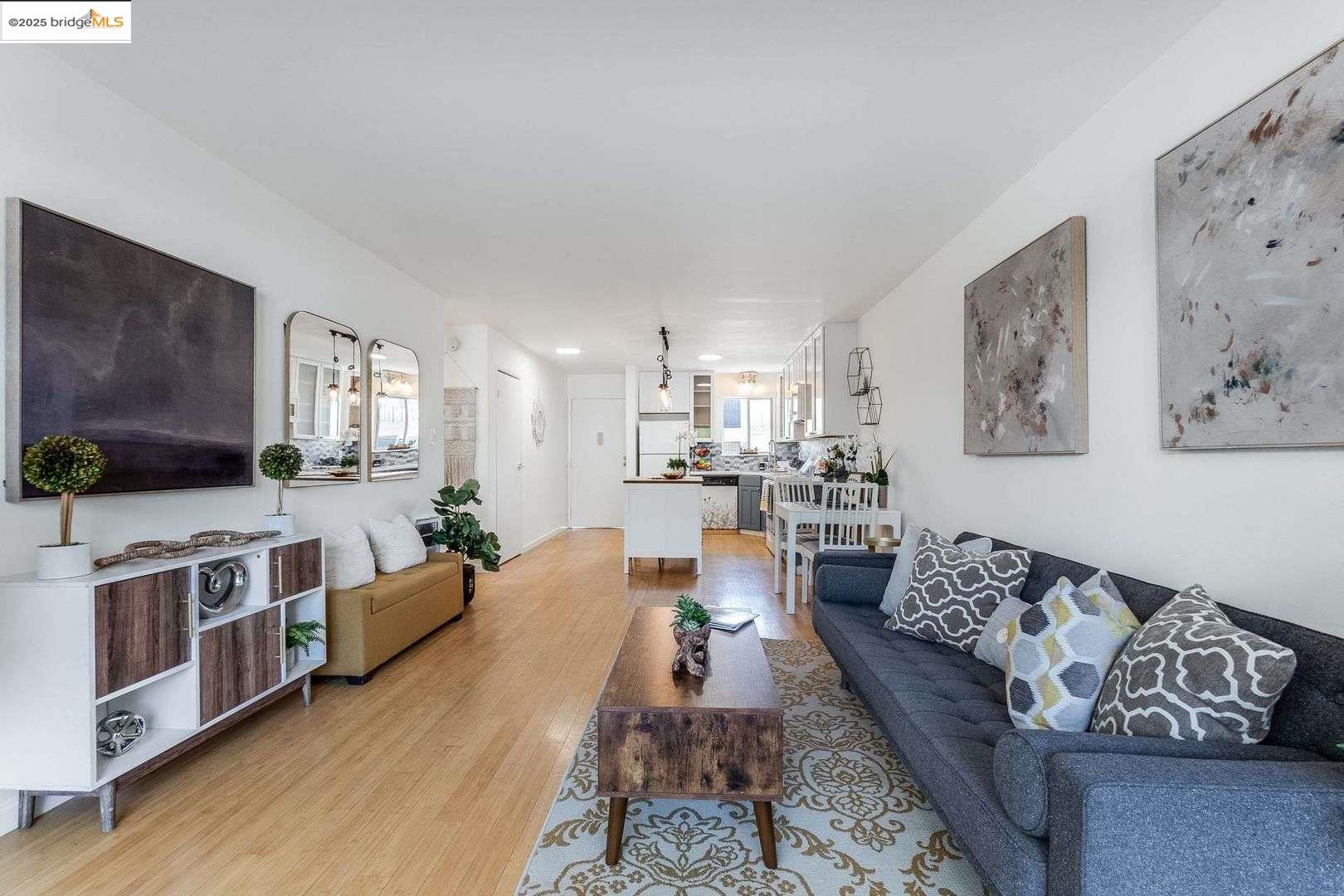 Photo #9: 41107760 Listing: Photo #9