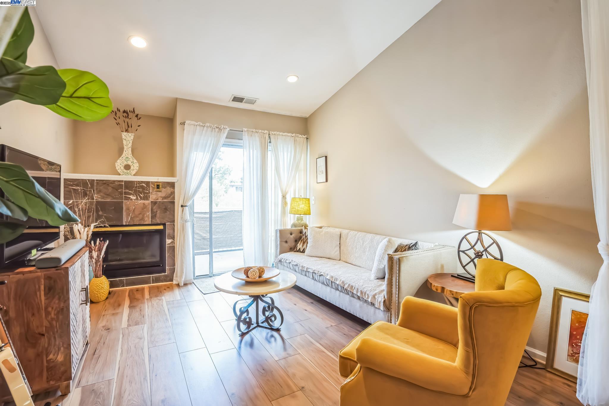 Photo #7: 41107787 Listing: Photo #7