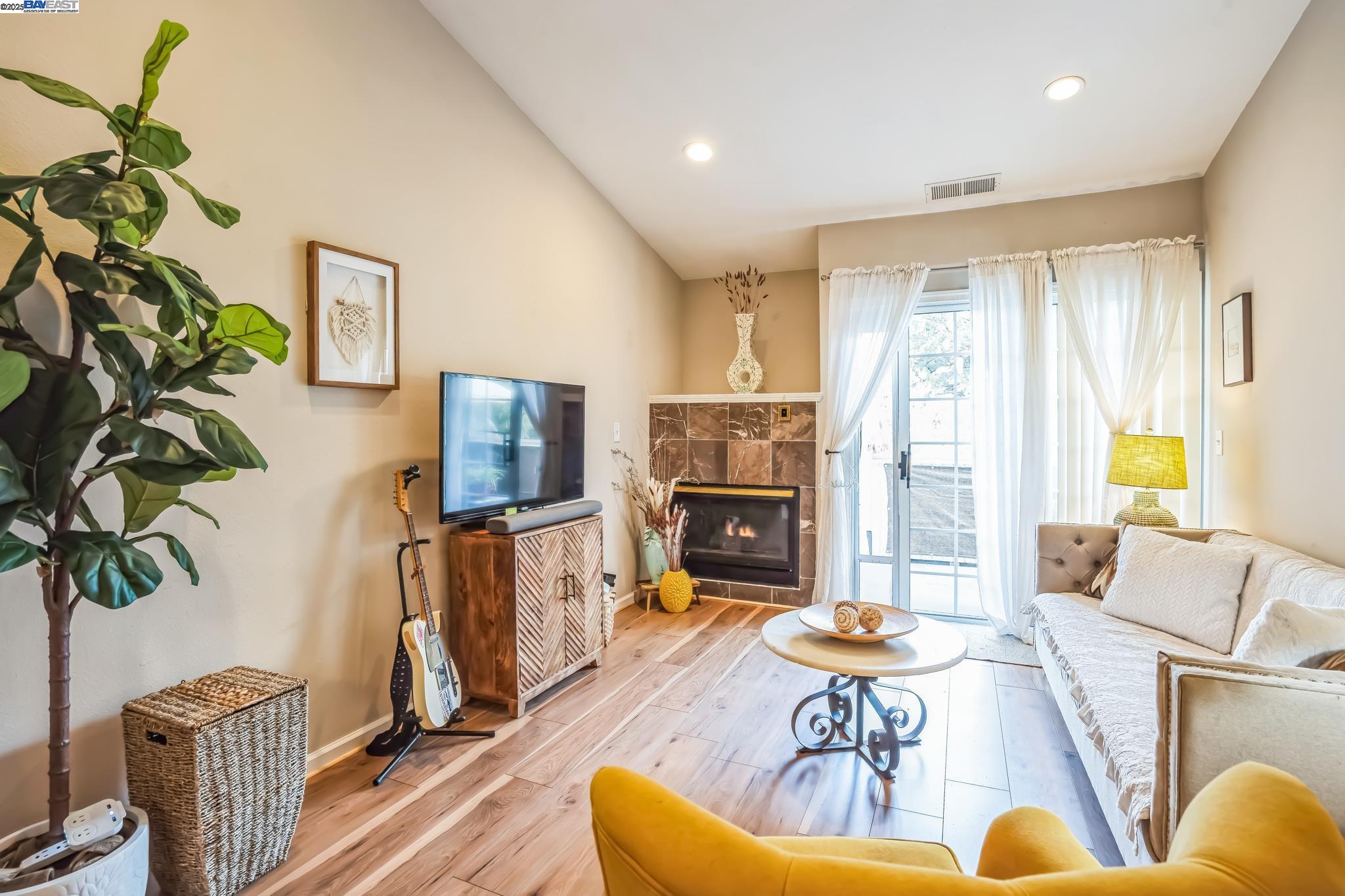 Photo #10: 41107787 Listing: Photo #10