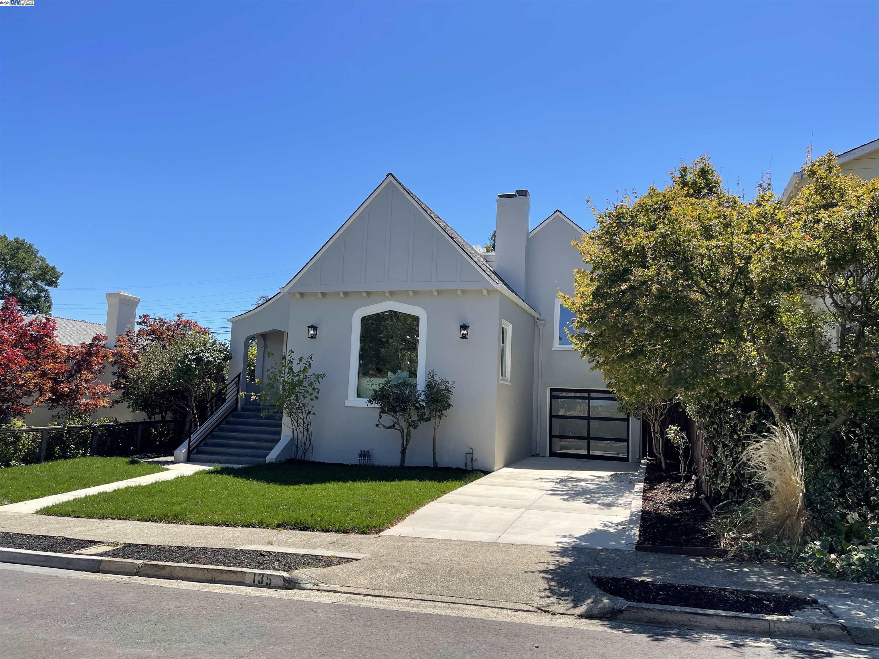 Front Image Thumbnail for BE41107817