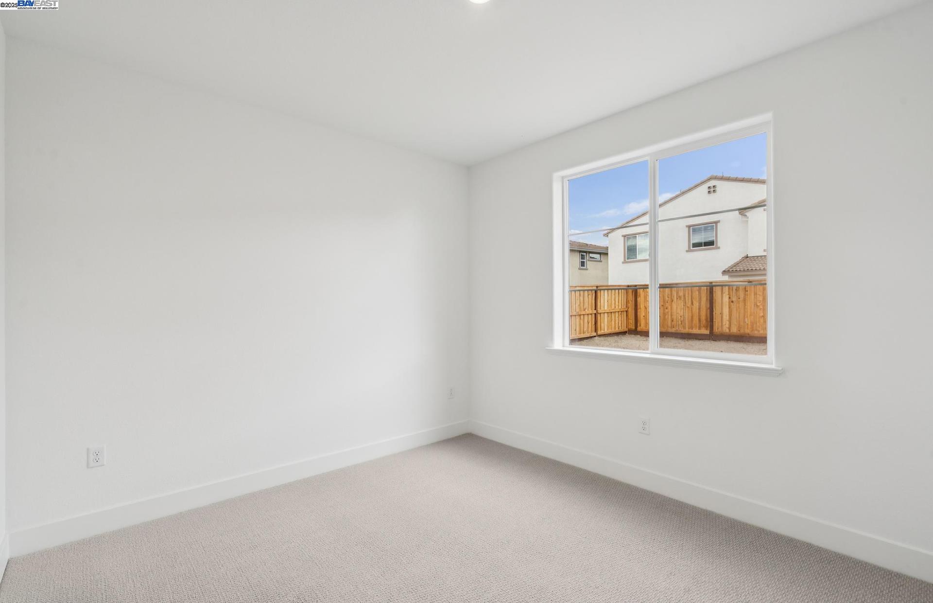 Detail Gallery Image 2 of 43 For 373 E Gobind Blvd, Mountain House,  CA 95391 - 5 Beds | 3/1 Baths