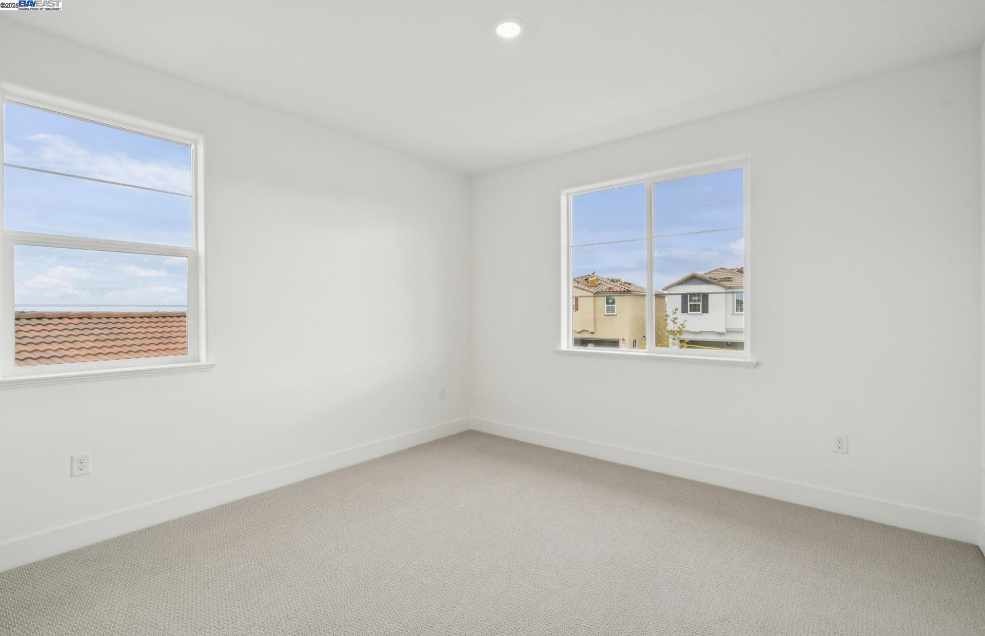 Detail Gallery Image 16 of 43 For 373 E Gobind Blvd, Mountain House,  CA 95391 - 5 Beds | 3/1 Baths