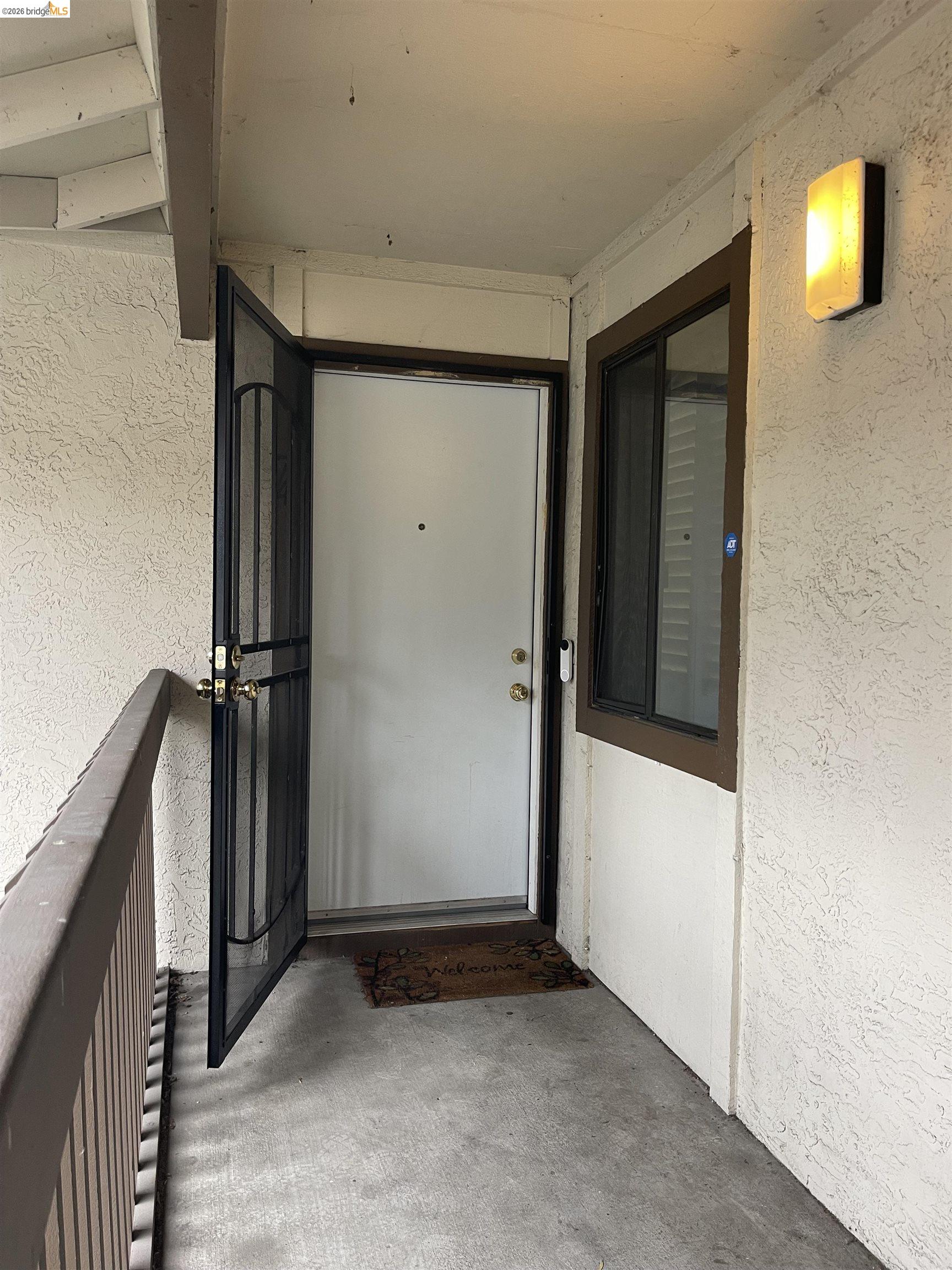 Detail Gallery Image 2 of 23 For 2416 Shadow Ln #74,  Antioch,  CA 94509 - 1 Beds | 1 Baths