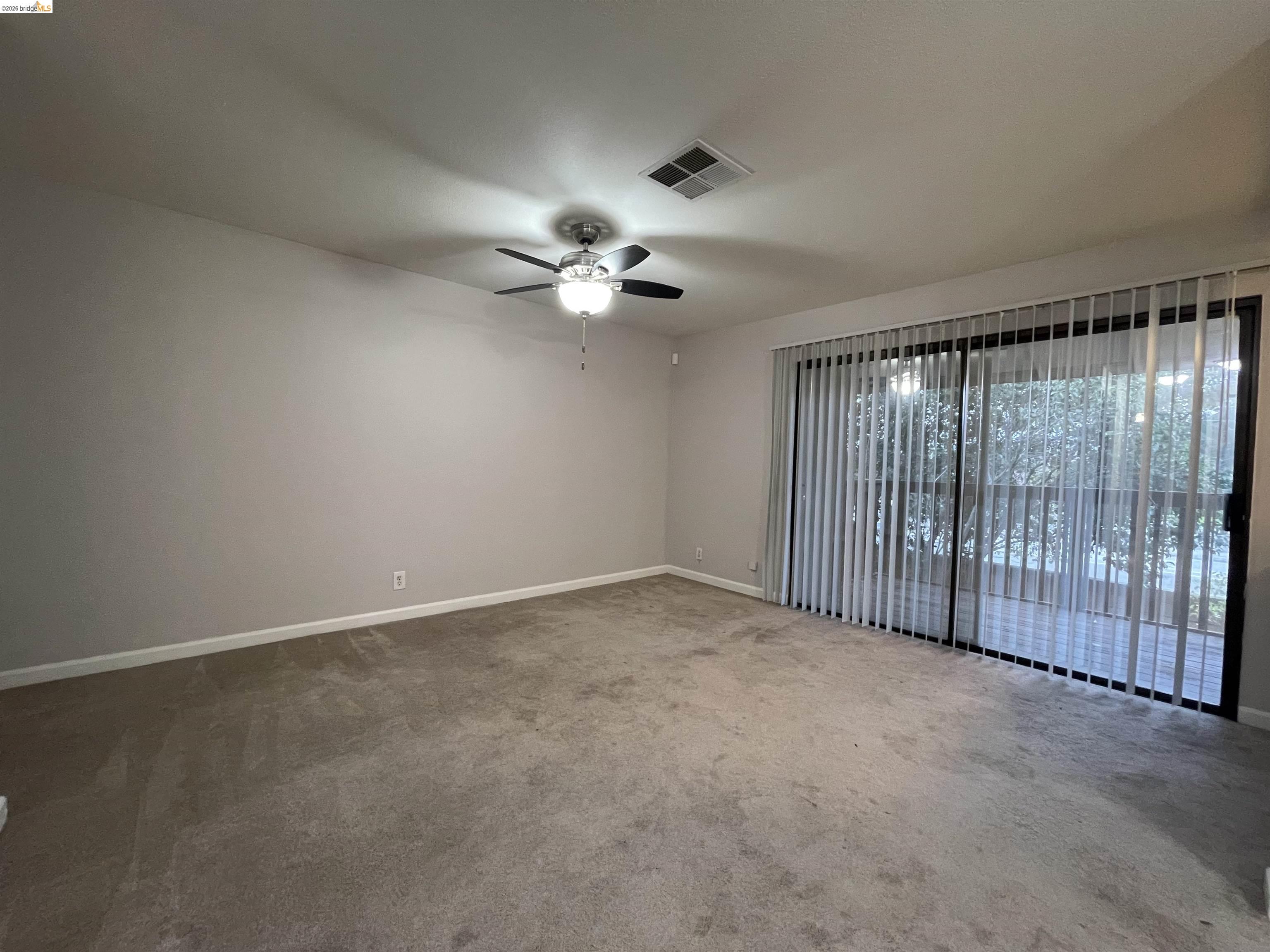 Detail Gallery Image 3 of 23 For 2416 Shadow Ln #74,  Antioch,  CA 94509 - 1 Beds | 1 Baths
