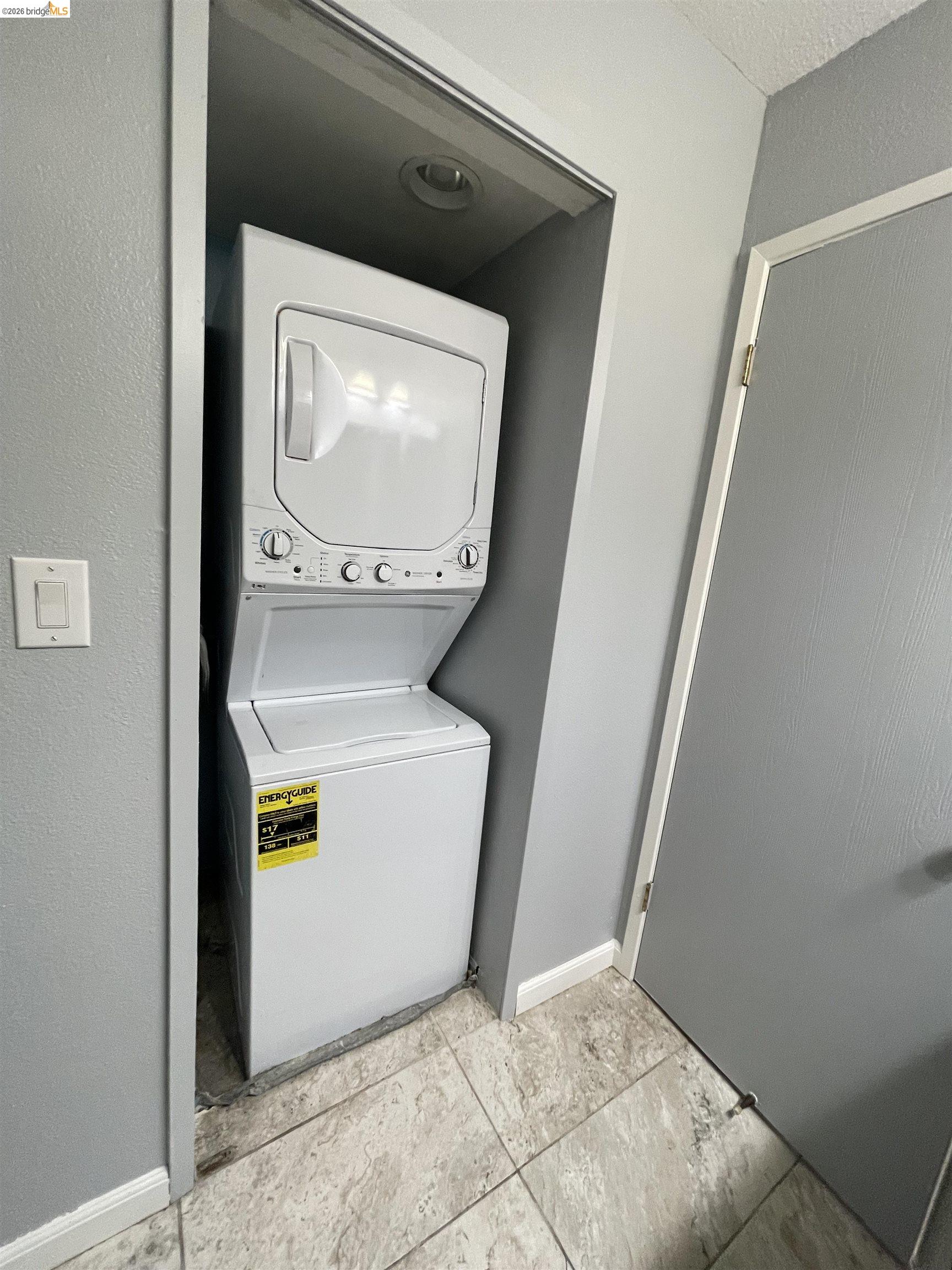 Detail Gallery Image 10 of 23 For 2416 Shadow Ln #74,  Antioch,  CA 94509 - 1 Beds | 1 Baths