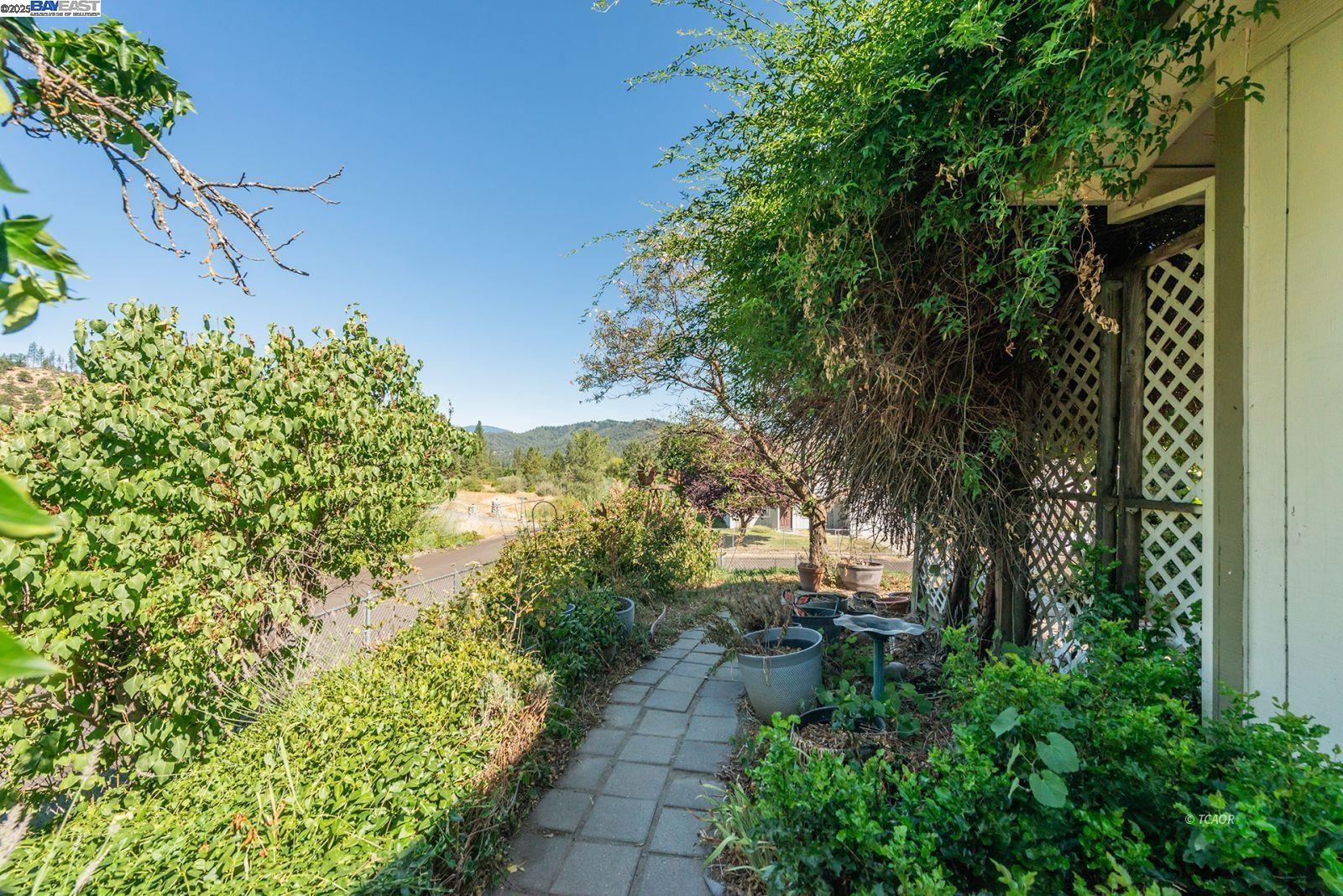 Detail Gallery Image 27 of 41 For 10 Second Ave, Lewiston,  CA 96052 - 3 Beds | 2/1 Baths