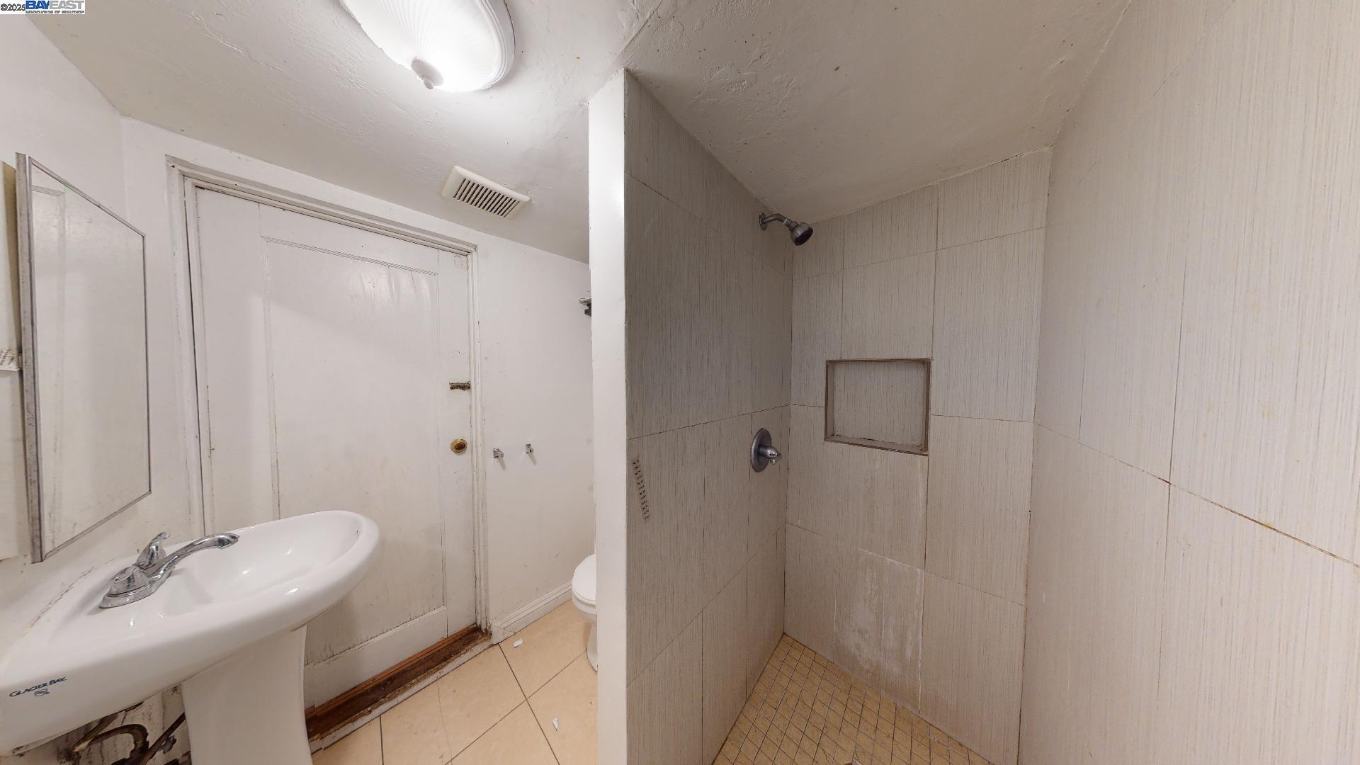 3314 Farnam St, Oakland CA 94601 — photo 7