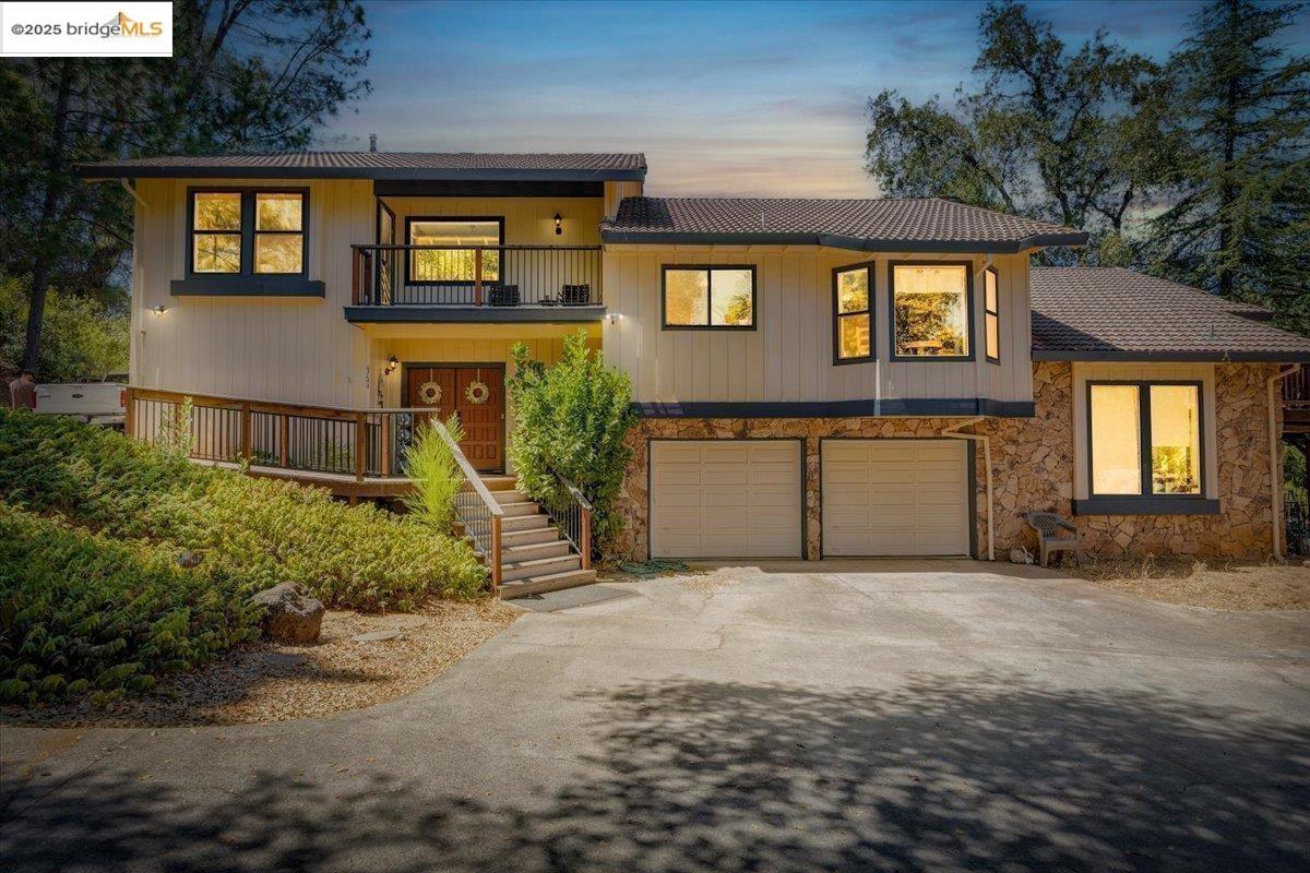 Front Image Thumbnail for EB41108876