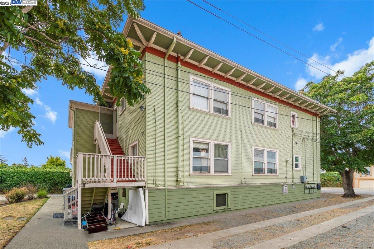 954 Park St, Alameda CA 94501 — photo 22