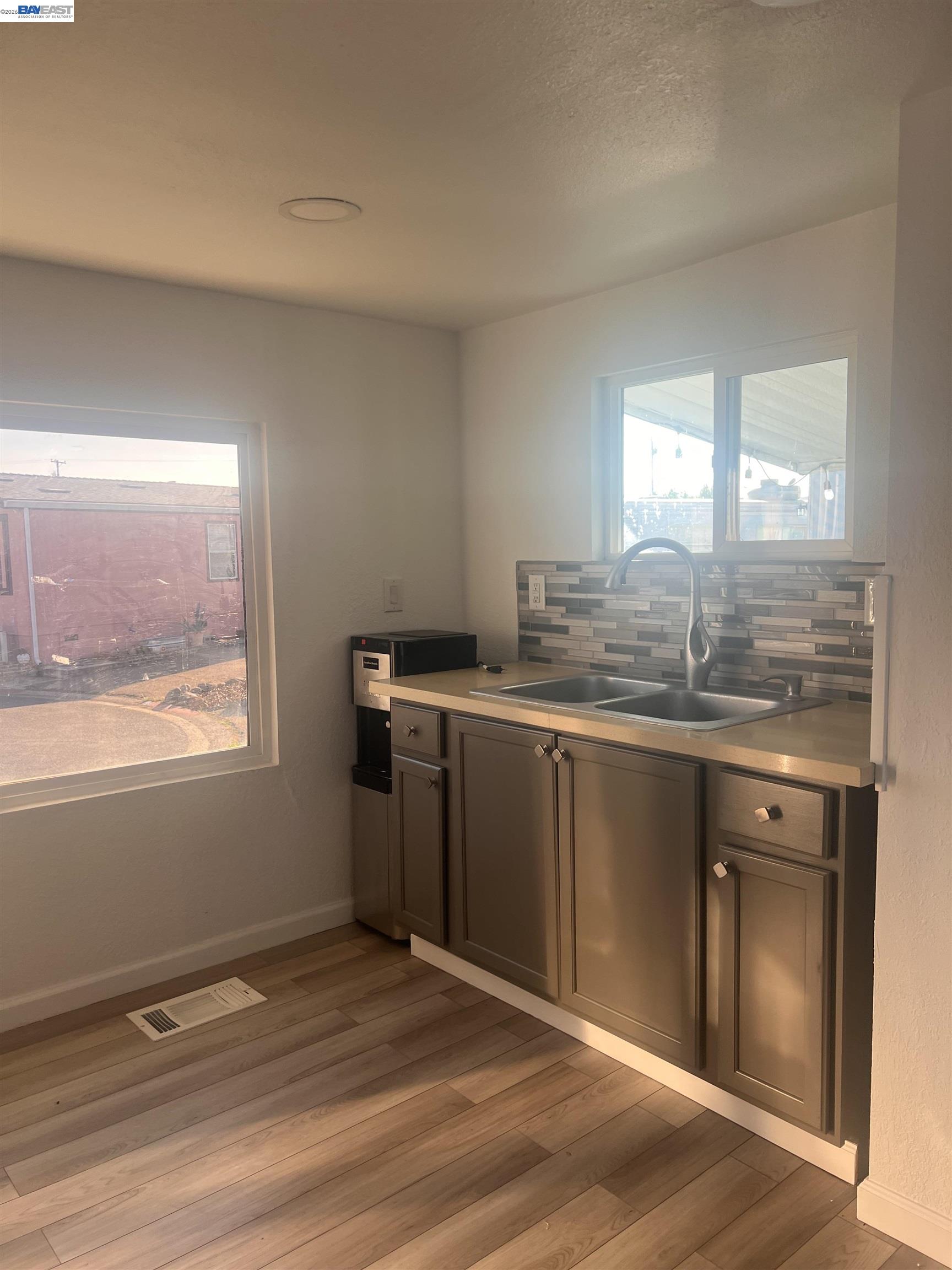 Detail Gallery Image 9 of 49 For 14530 Byron Hwy #14,  Byron,  CA 94514 - 2 Beds | 1 Baths