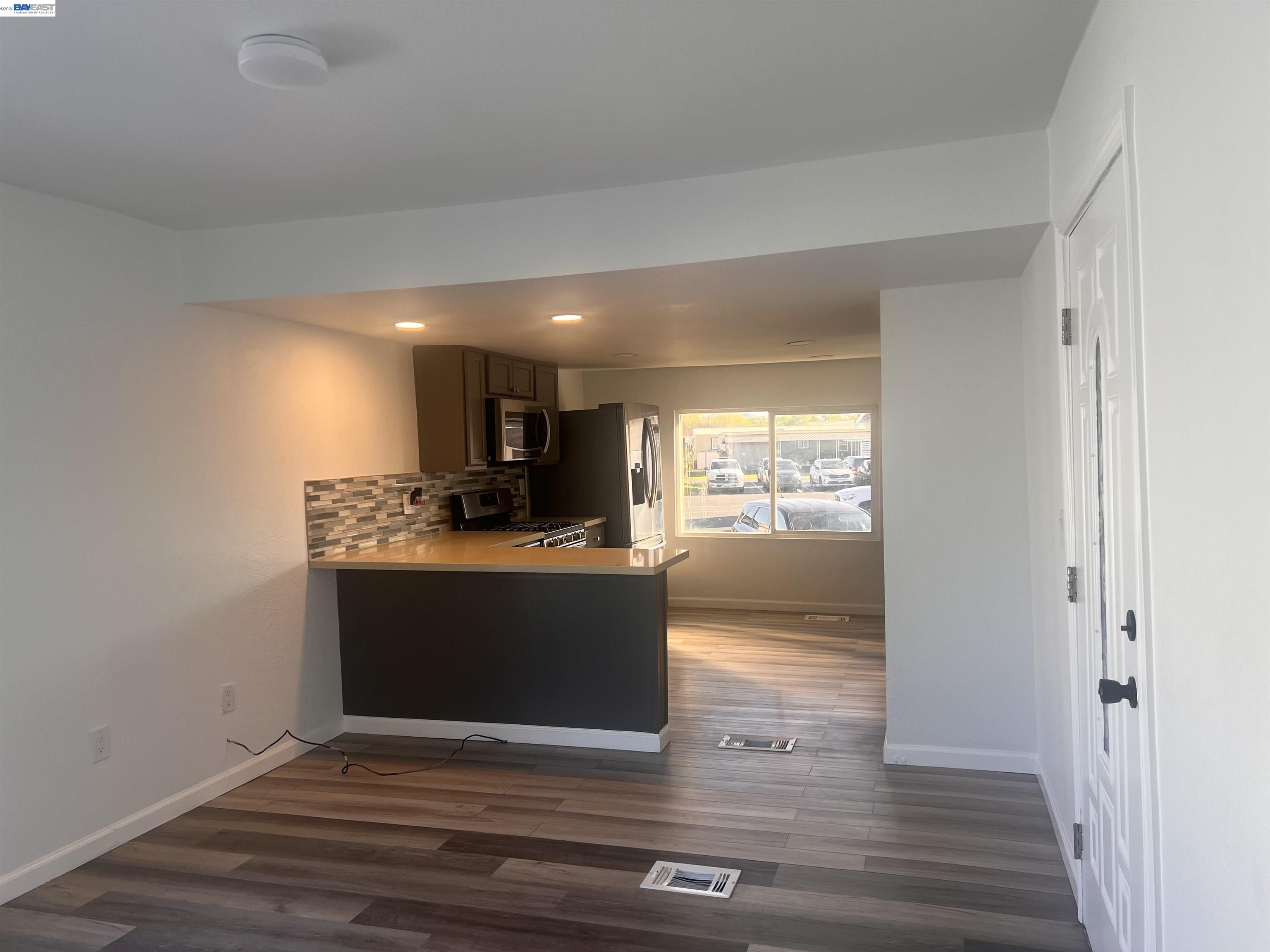 Detail Gallery Image 10 of 49 For 14530 Byron Hwy #14,  Byron,  CA 94514 - 2 Beds | 1 Baths