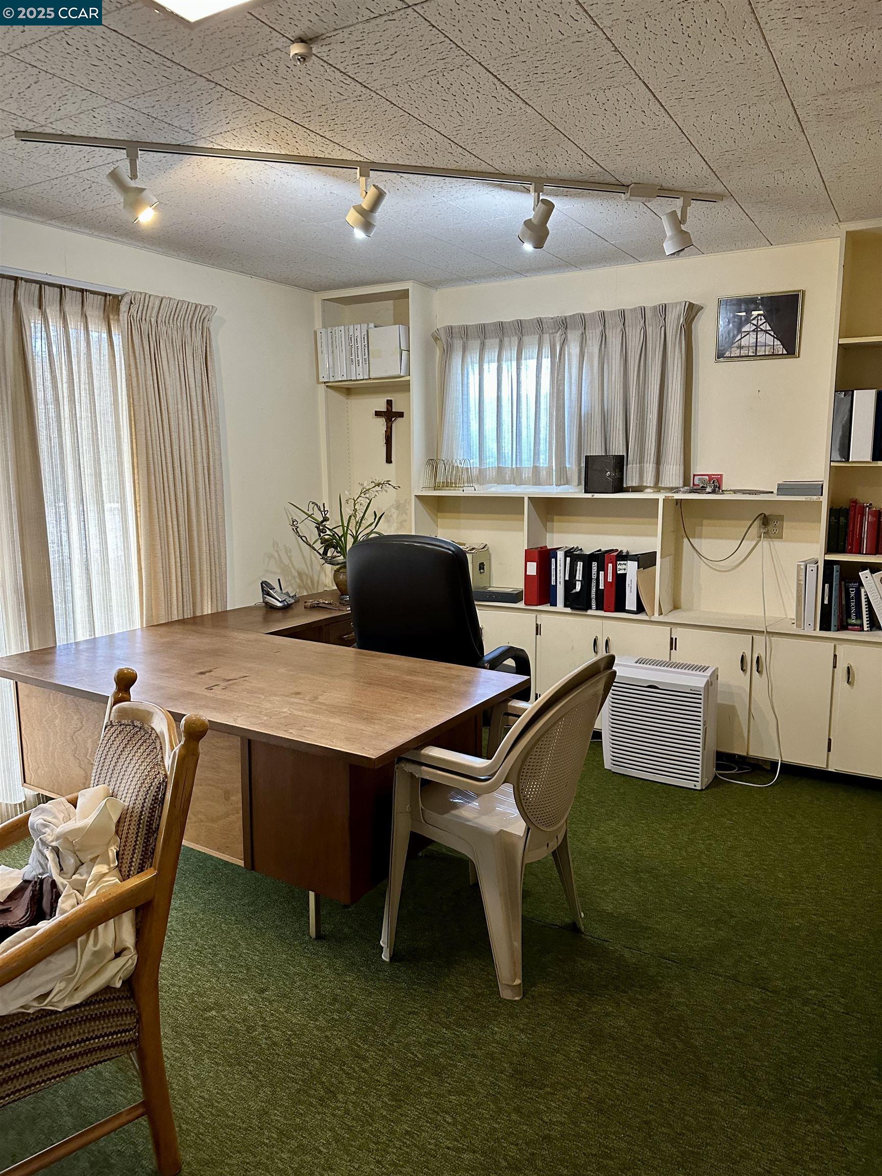 2 Tamalpais Dr, Corte Madera, CA, 94925