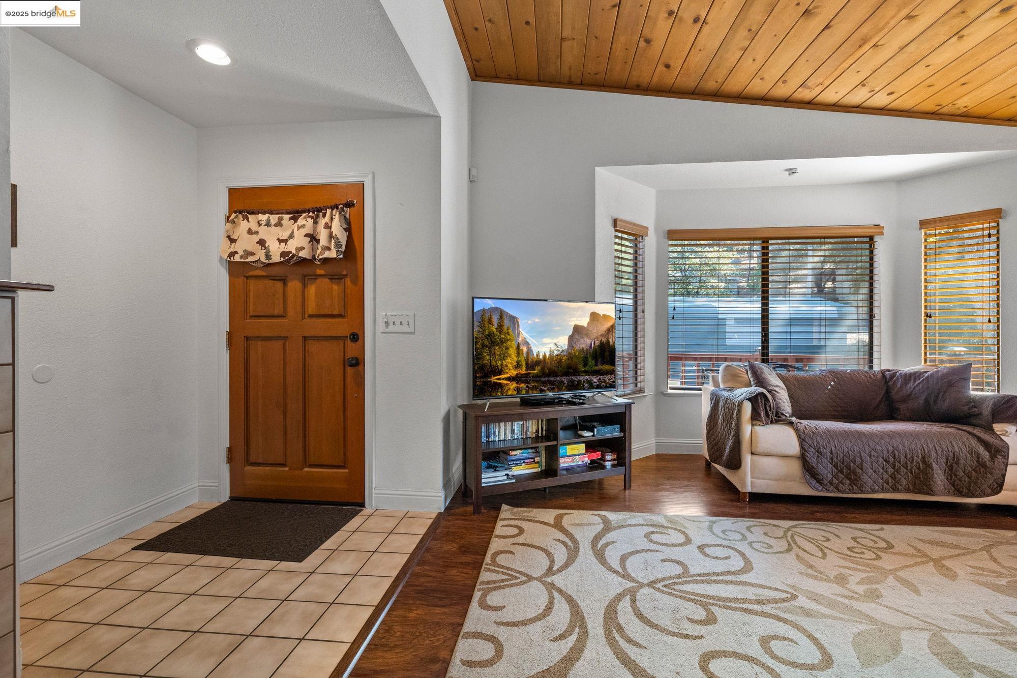 20747 Rising Hill Cir, Groveland CA 95321 — photo 6