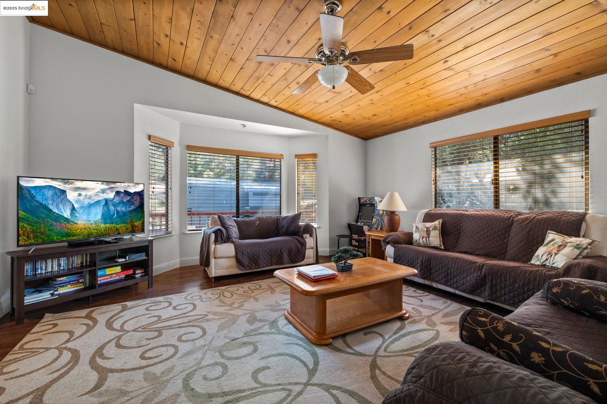 20747 Rising Hill Cir, Groveland CA 95321 — photo 9