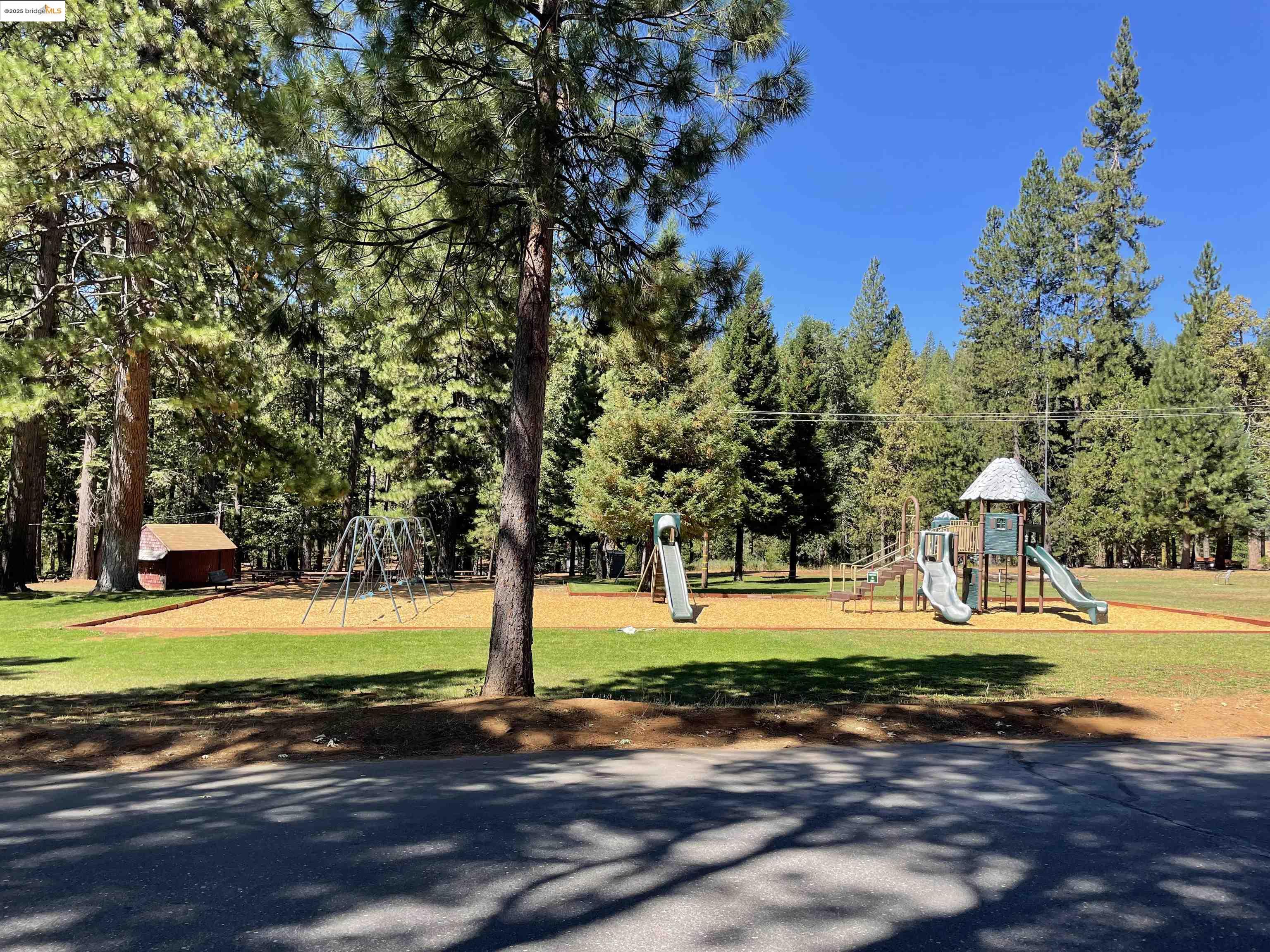 25476 Rebekah Rd, Long Barn CA 95335 — photo 9