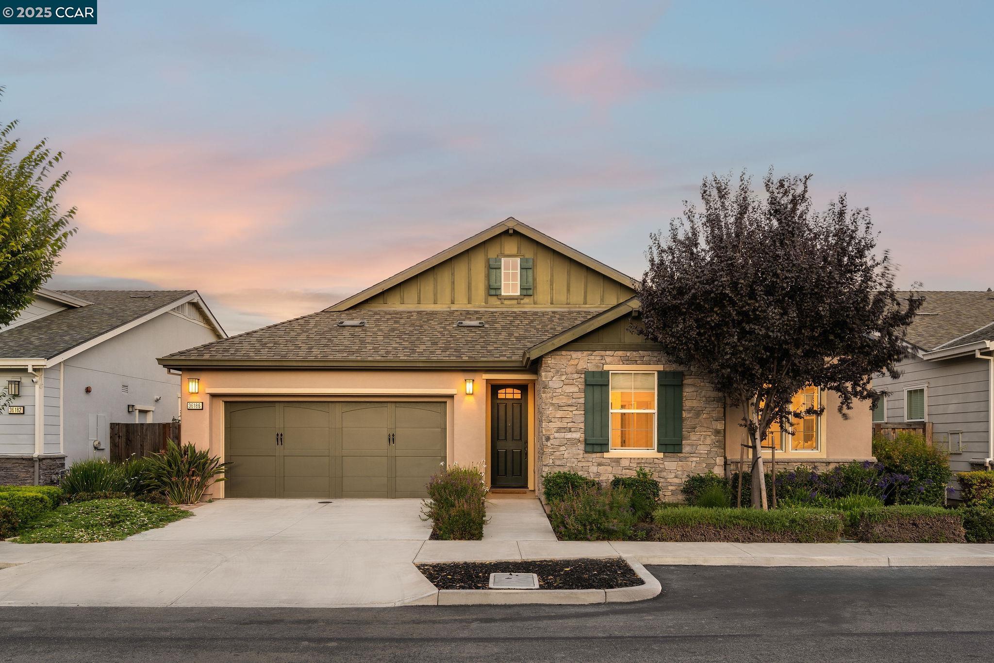 Front Image Thumbnail for CC41109983