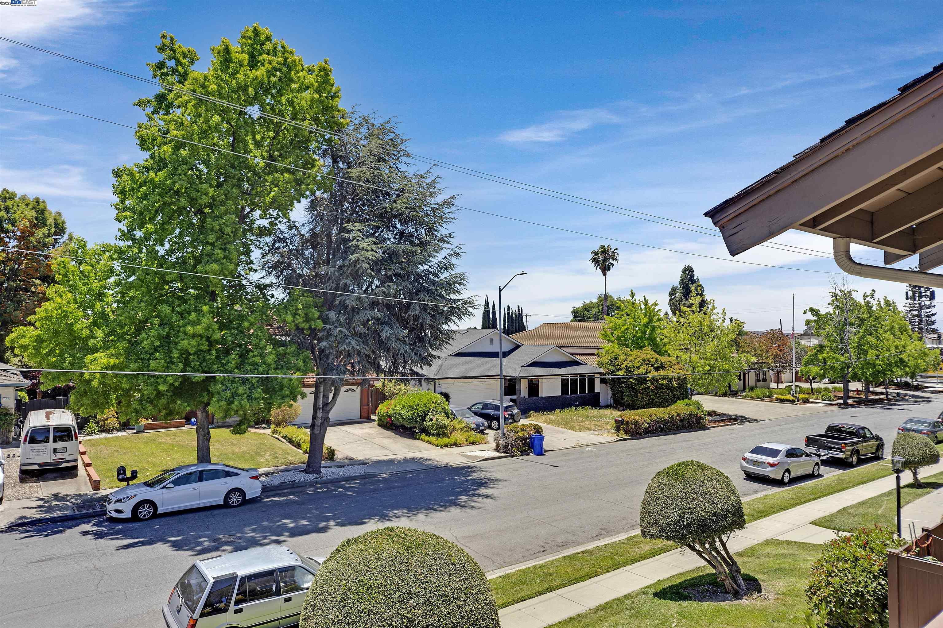 Photo #4: 41110000 Listing: Photo #4