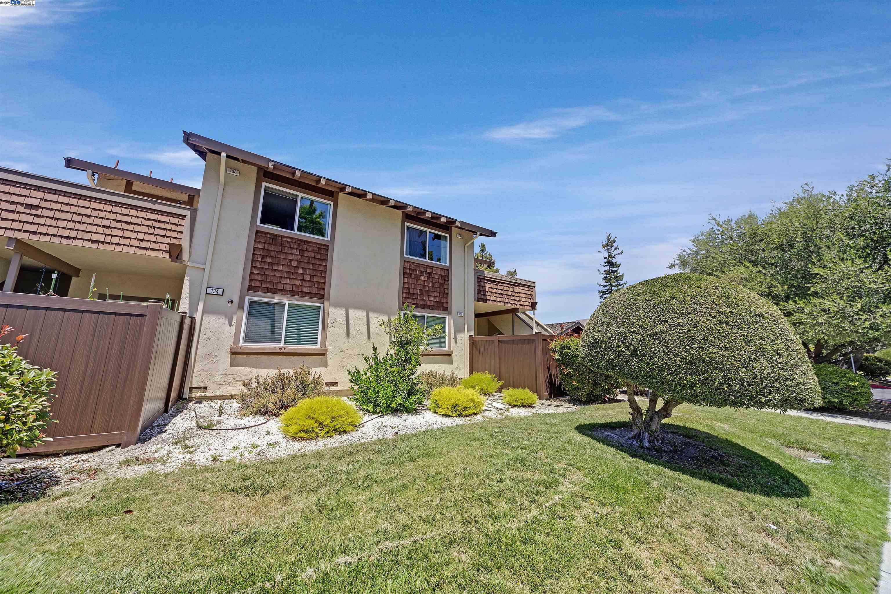 Photo #33: 41110000 Listing: Photo #33