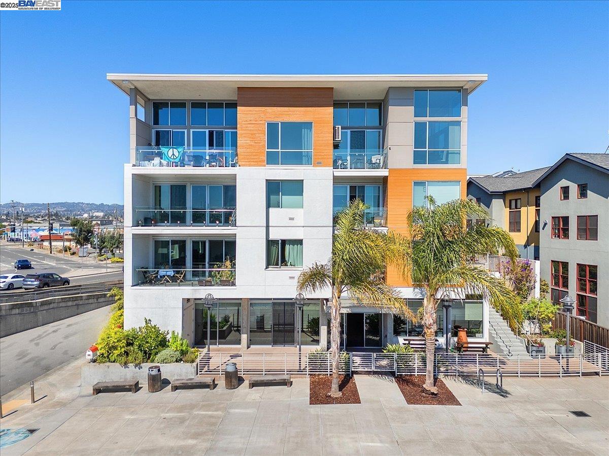 Front Image Thumbnail for BE41110061