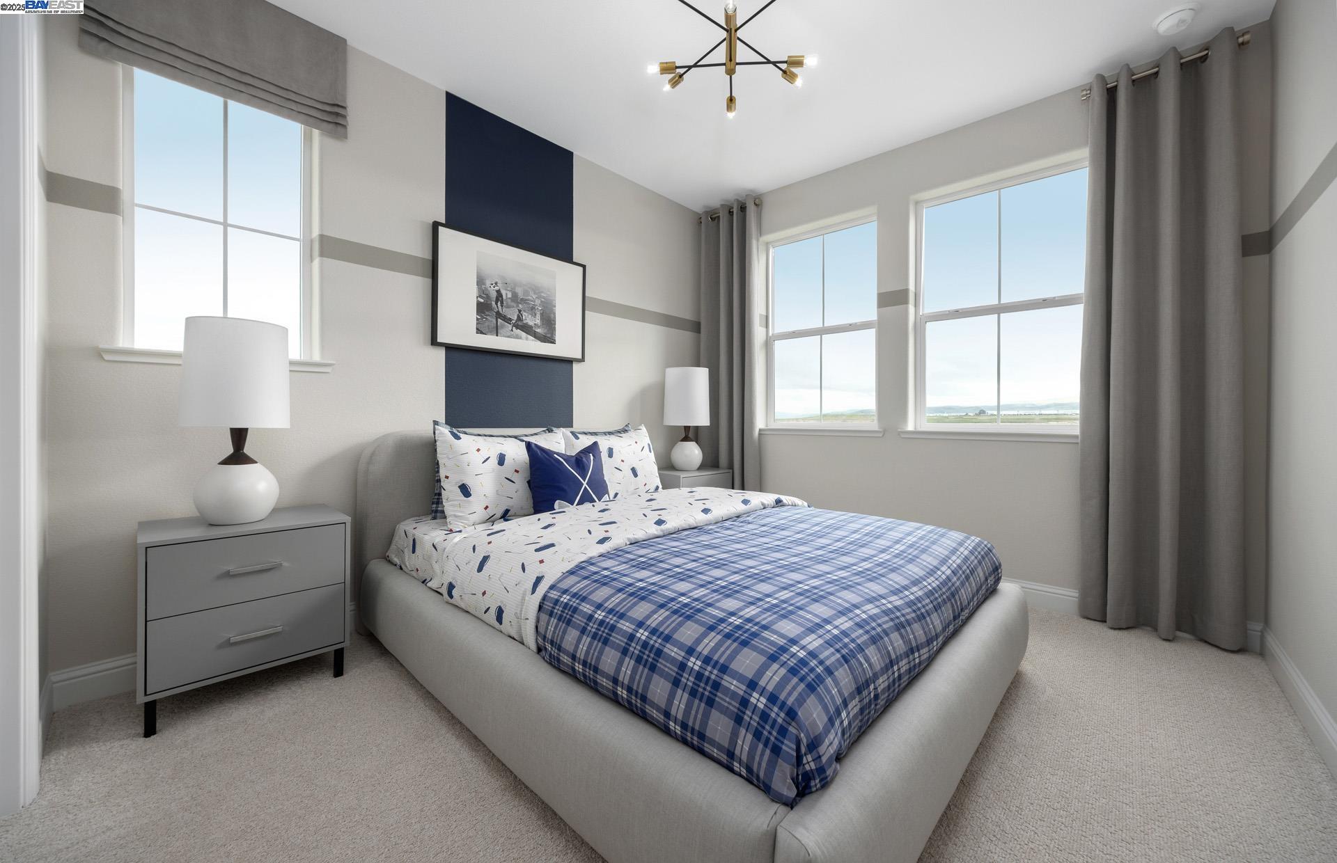 Detail Gallery Image 1 of 22 For 339 E Bobby Glen, Mountain House,  CA 95391 - 5 Beds | 3 Baths