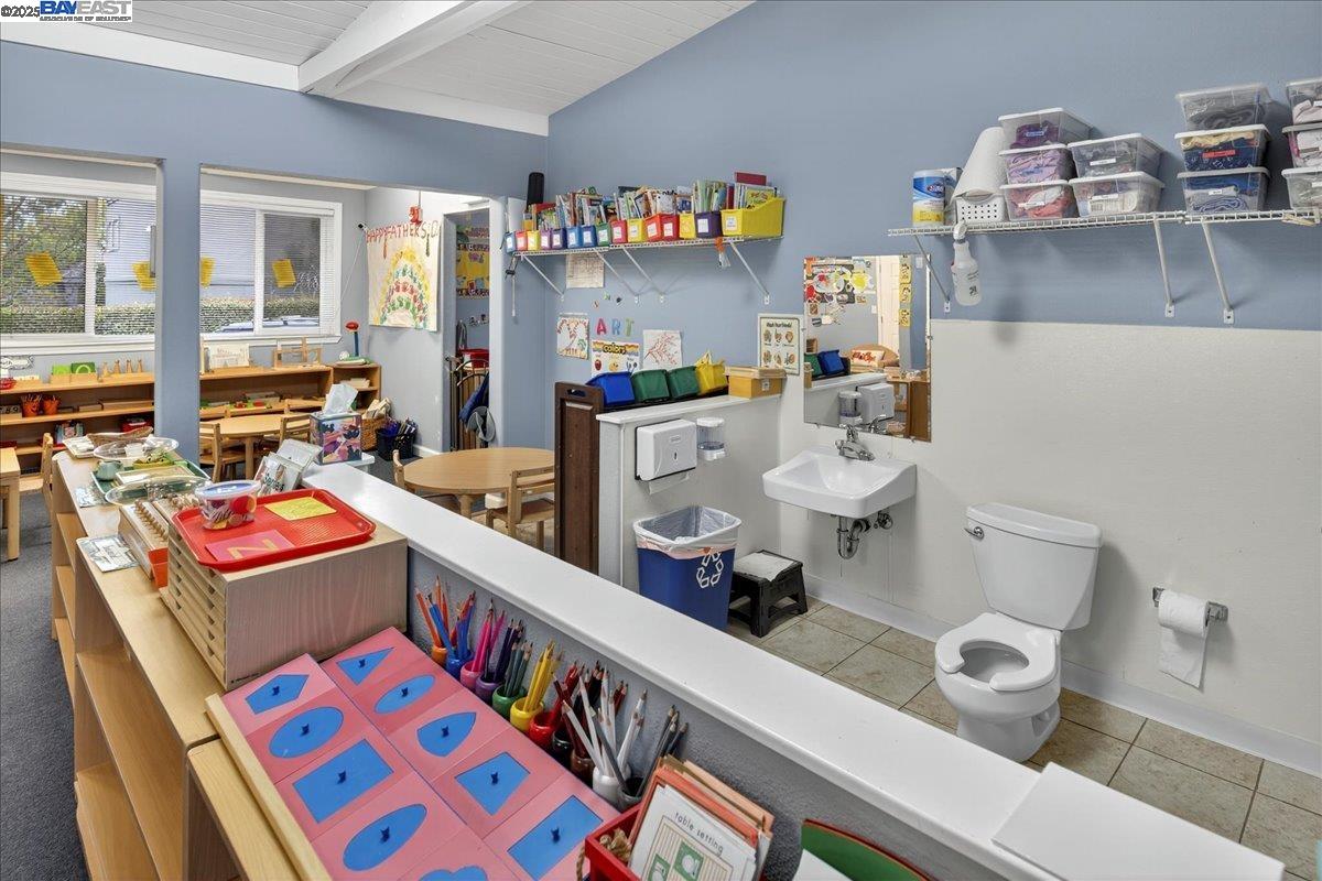 2120 Omega Rd, San Ramon, CA, 94583