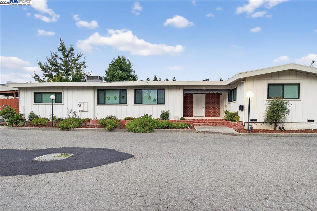 2120 Omega Rd, San Ramon, CA, 94583
