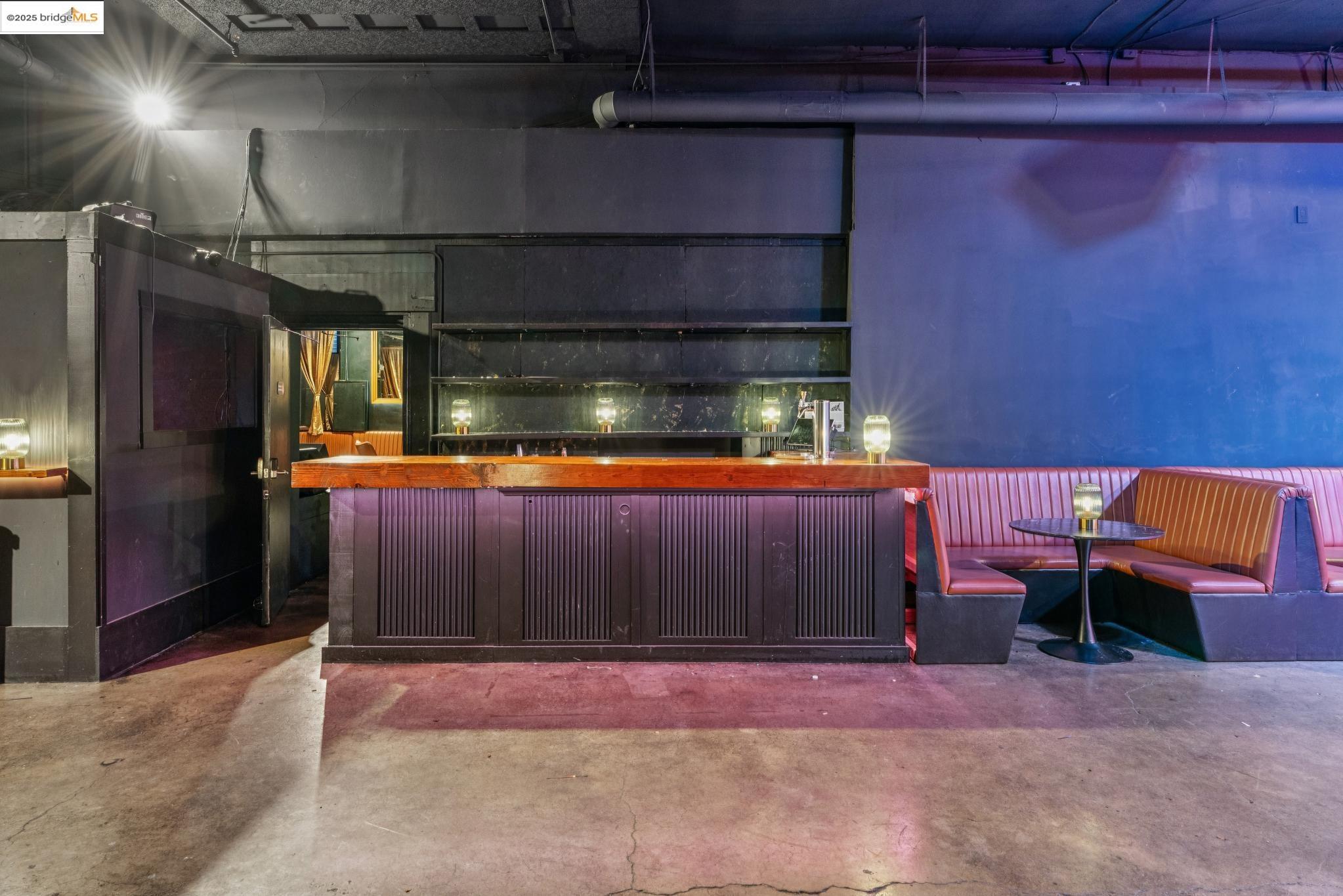 645 W Grand Ave, Oakland CA 94612 — photo 17