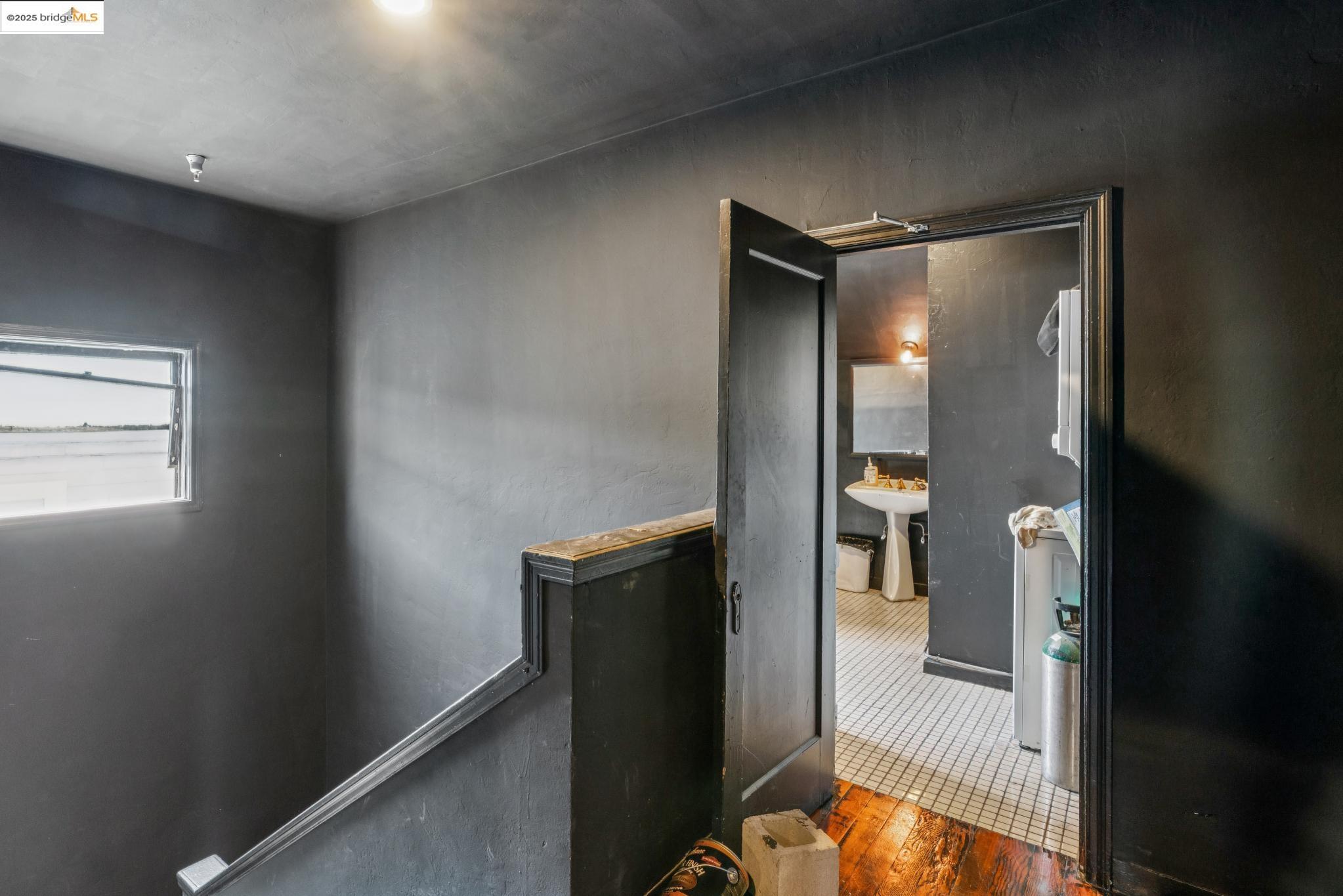 645 W Grand Ave, Oakland CA 94612 — photo 30