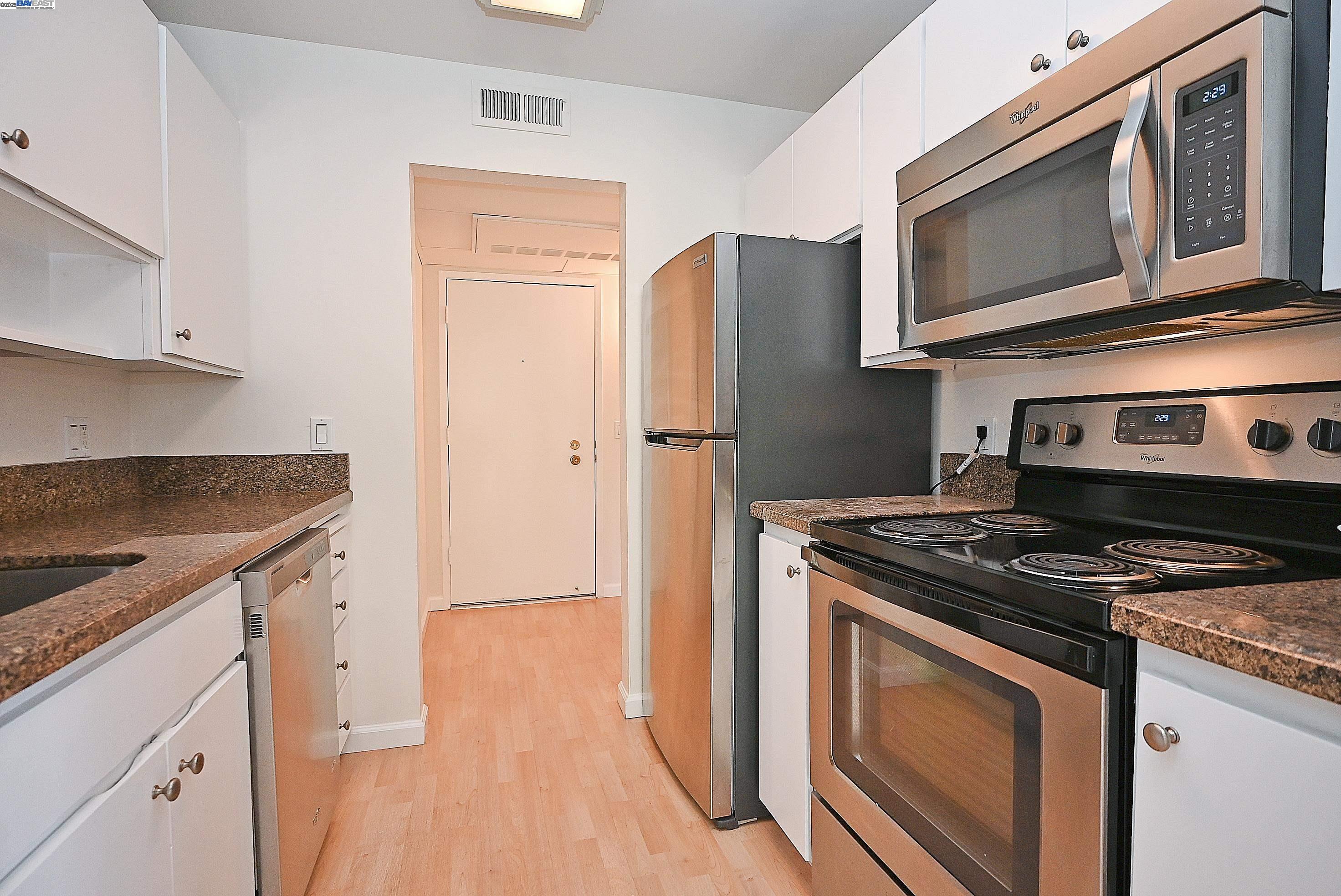 Photo #14: 41110905 Listing: Photo #14