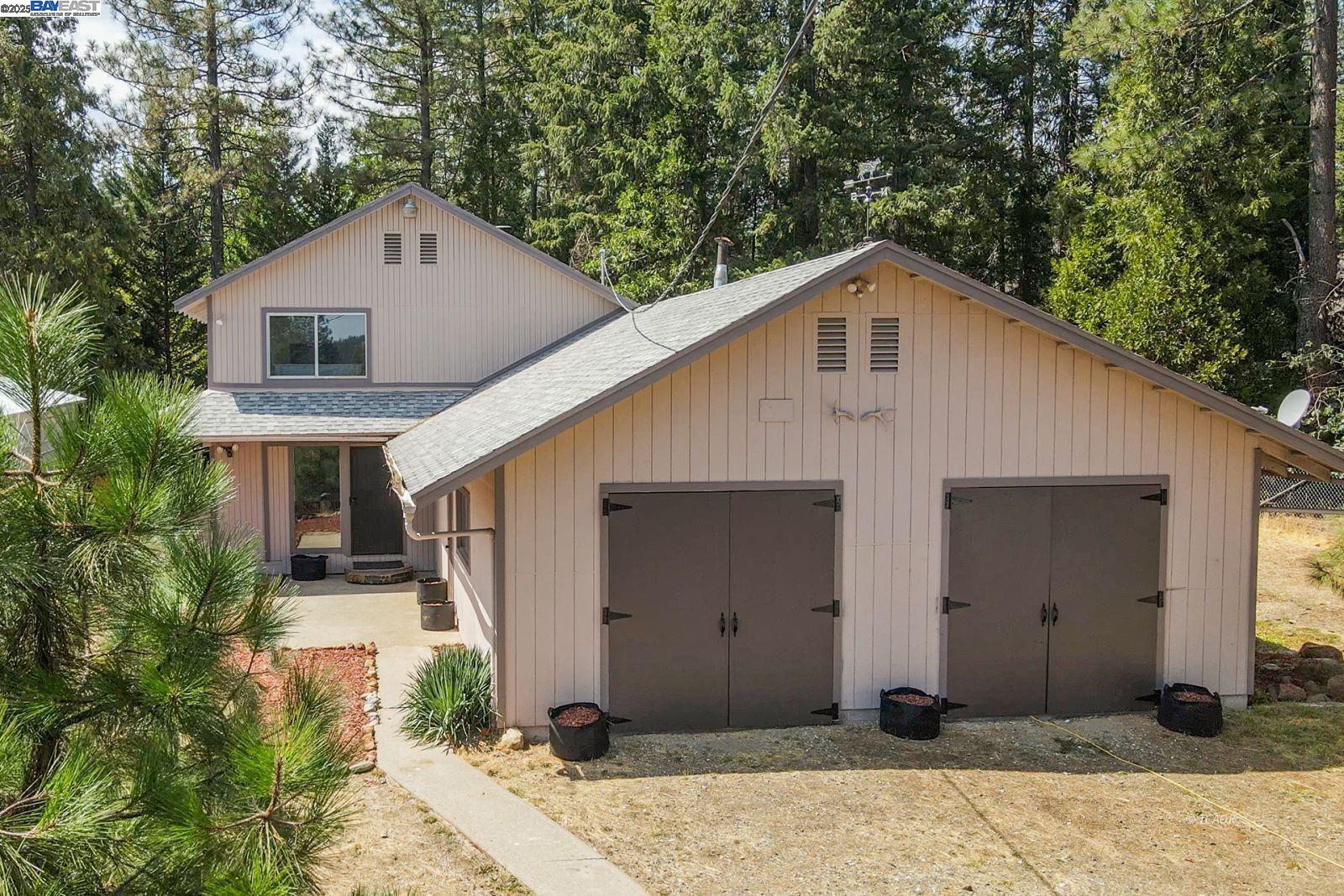 230 Mary Ave, Trinity Center CA 96091