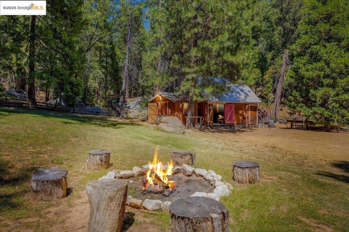 22732 Middle Camp RD, Sonora CA 95370 — photo 29