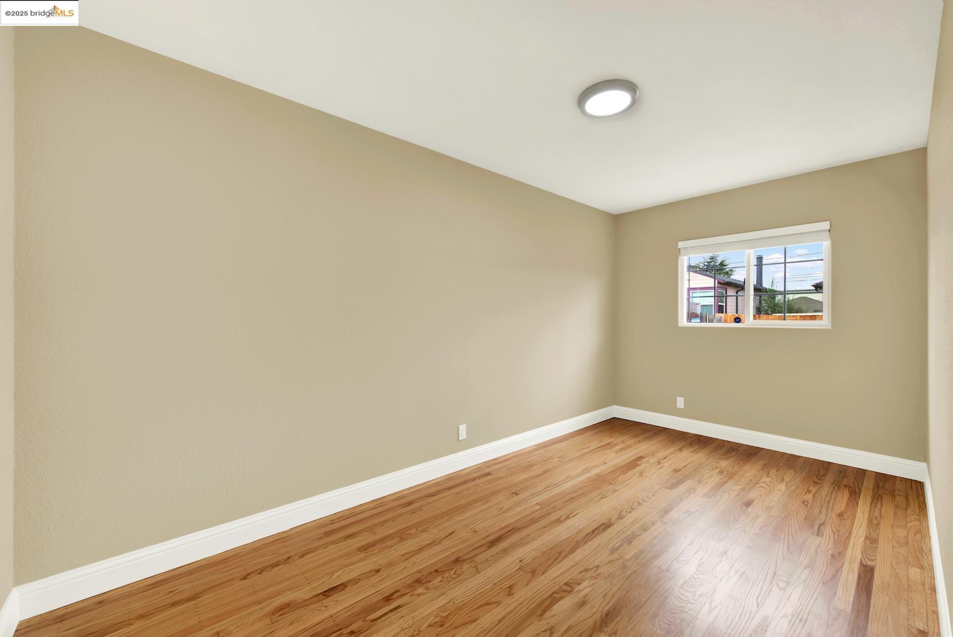 Detail Gallery Image 18 of 37 For 2125 102nd Ave, Oakland,  CA 94603 - 2 Beds | 1 Baths