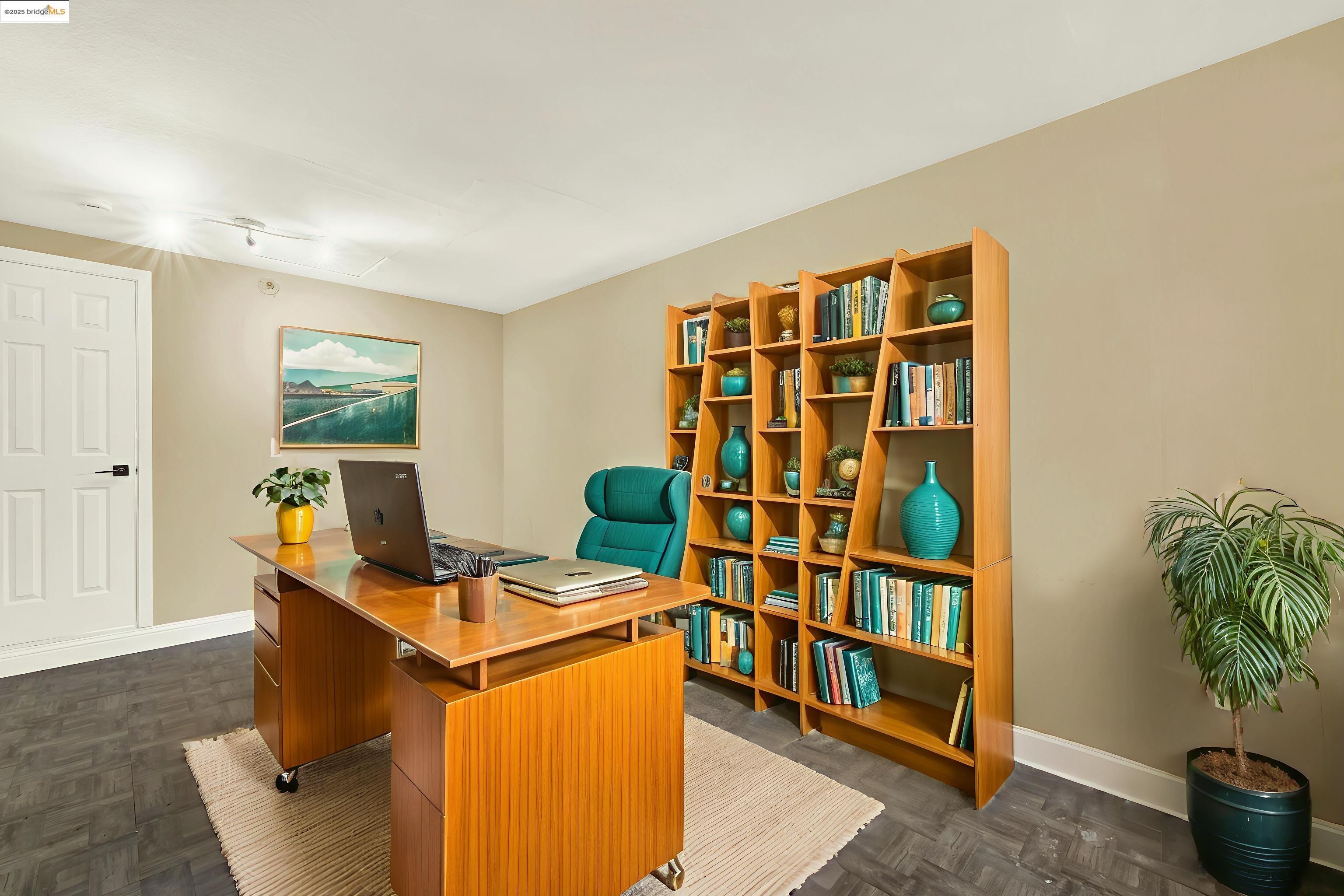 Detail Gallery Image 24 of 37 For 2125 102nd Ave, Oakland,  CA 94603 - 2 Beds | 1 Baths