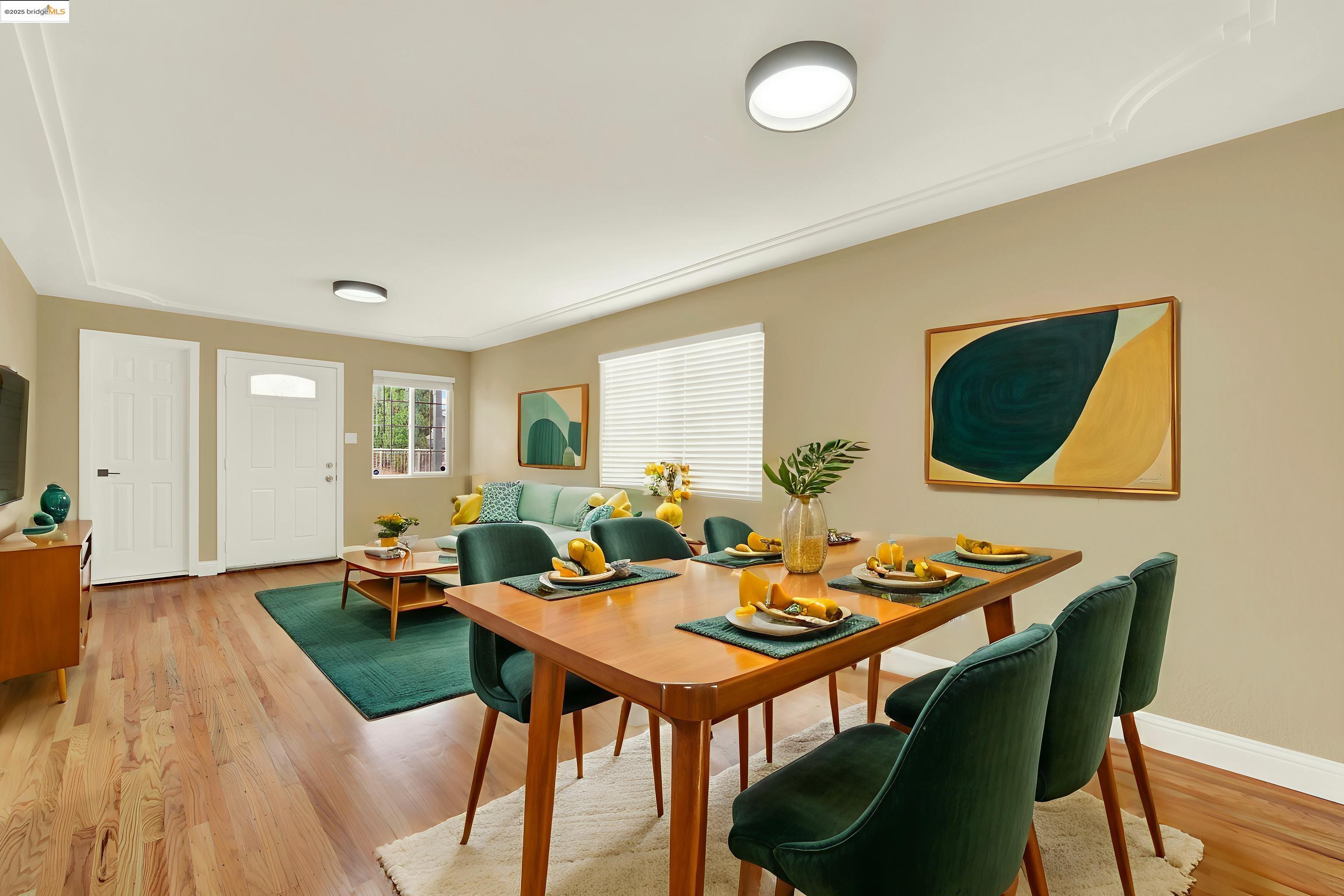 Detail Gallery Image 4 of 37 For 2125 102nd Ave, Oakland,  CA 94603 - 2 Beds | 1 Baths