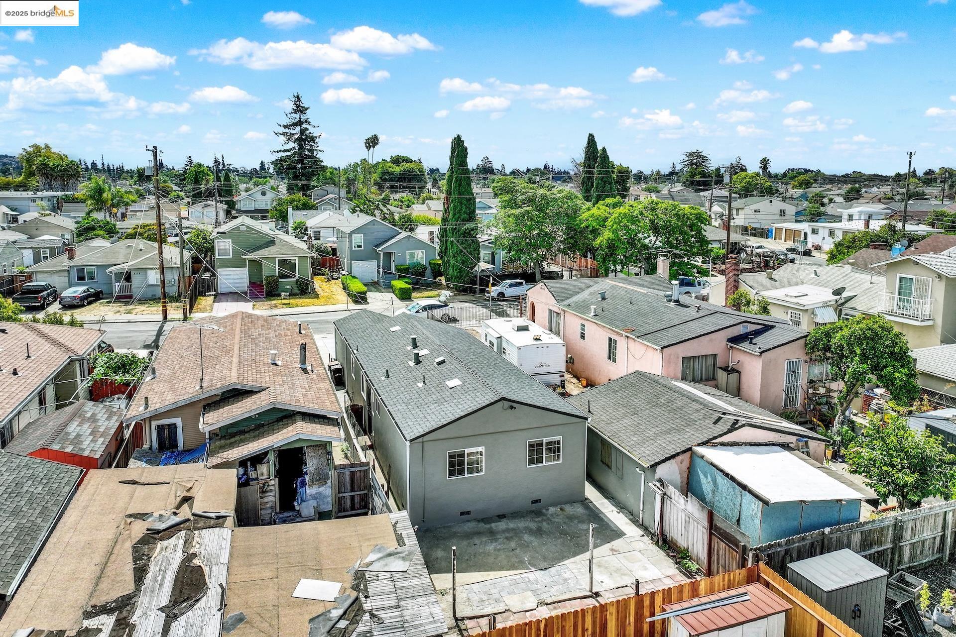 Detail Gallery Image 31 of 37 For 2125 102nd Ave, Oakland,  CA 94603 - 2 Beds | 1 Baths