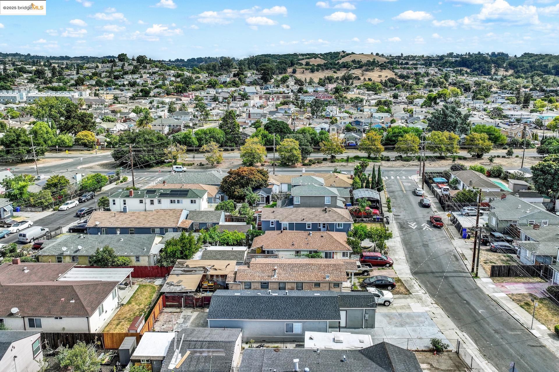 Detail Gallery Image 33 of 37 For 2125 102nd Ave, Oakland,  CA 94603 - 2 Beds | 1 Baths