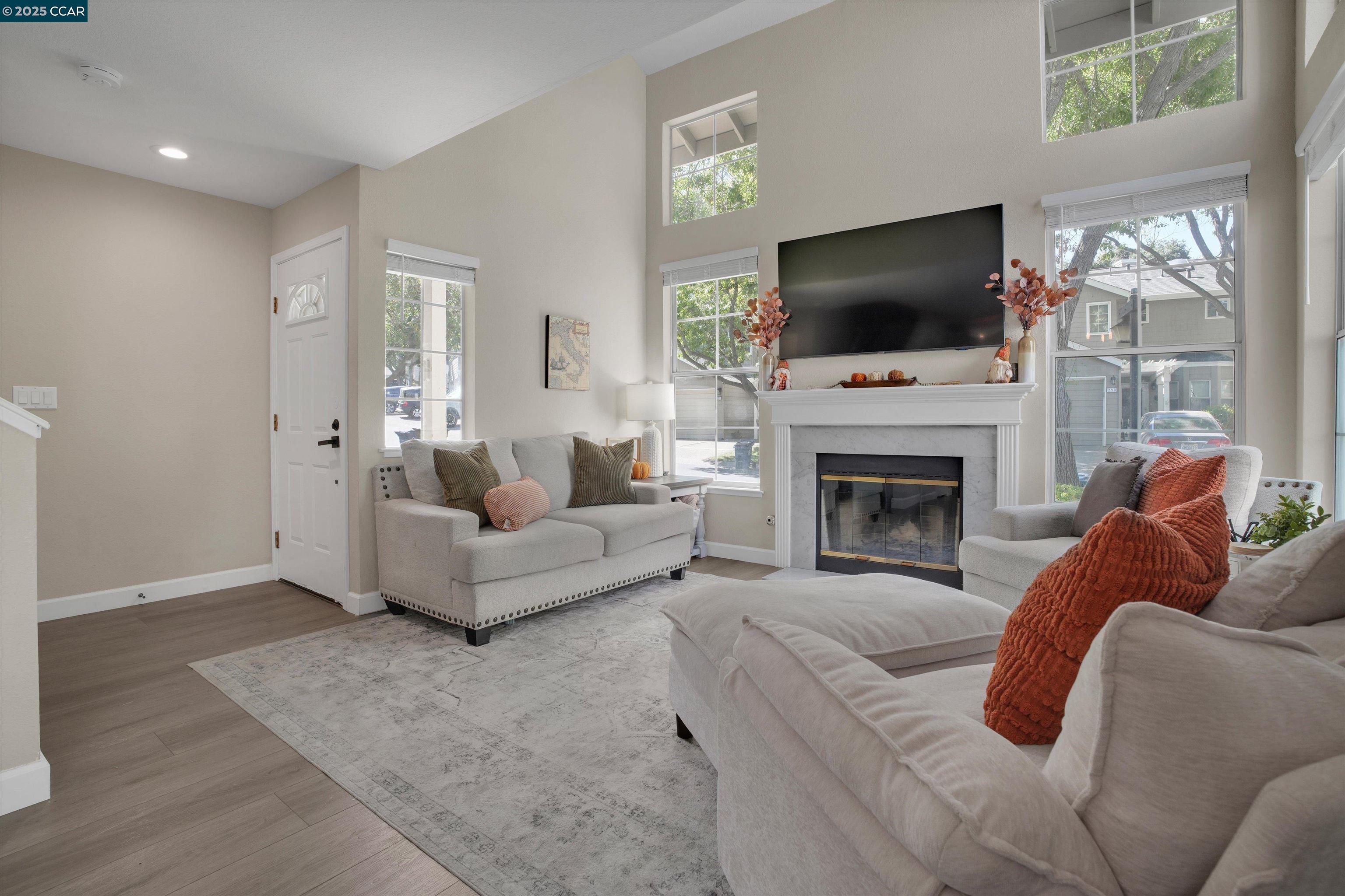 Photo #1: 41111767 Listing: Photo #1