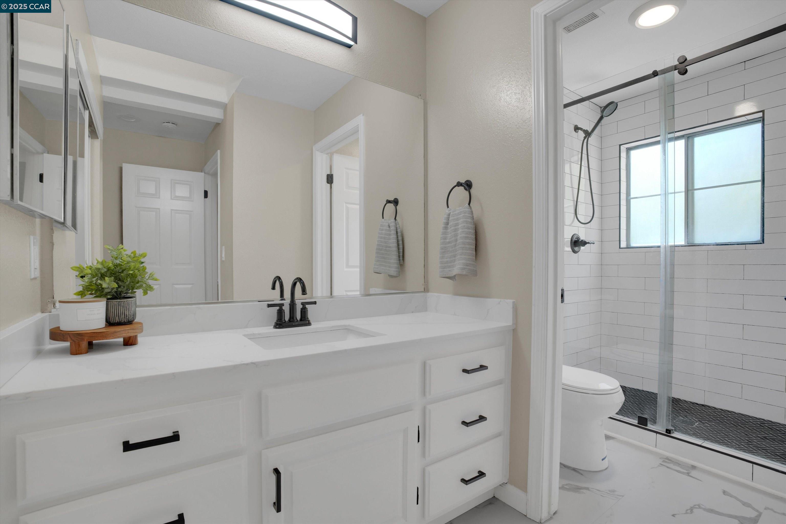 Photo #25: 41111767 Listing: Photo #25