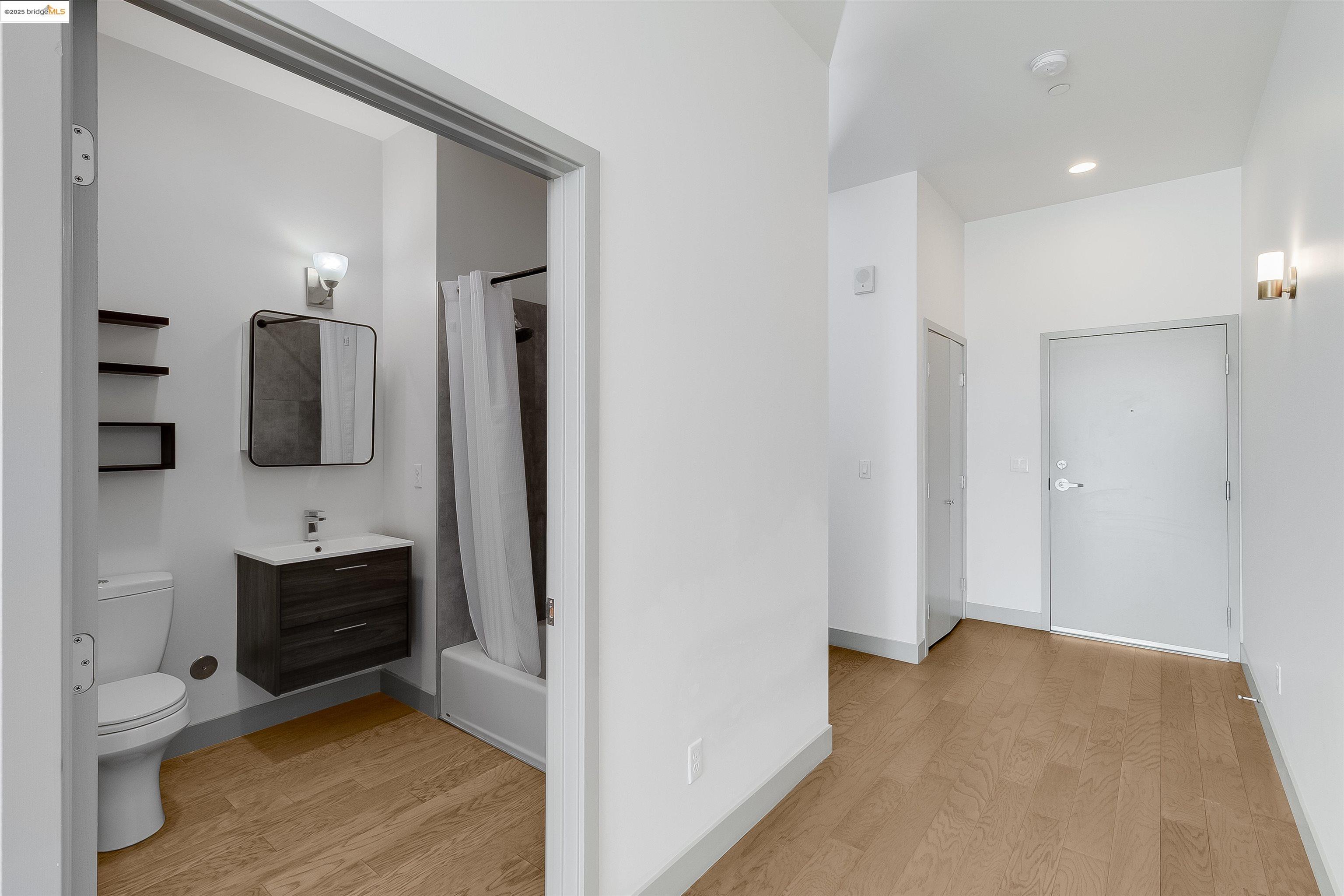 Photo #17: 41111816 Listing: Photo #17