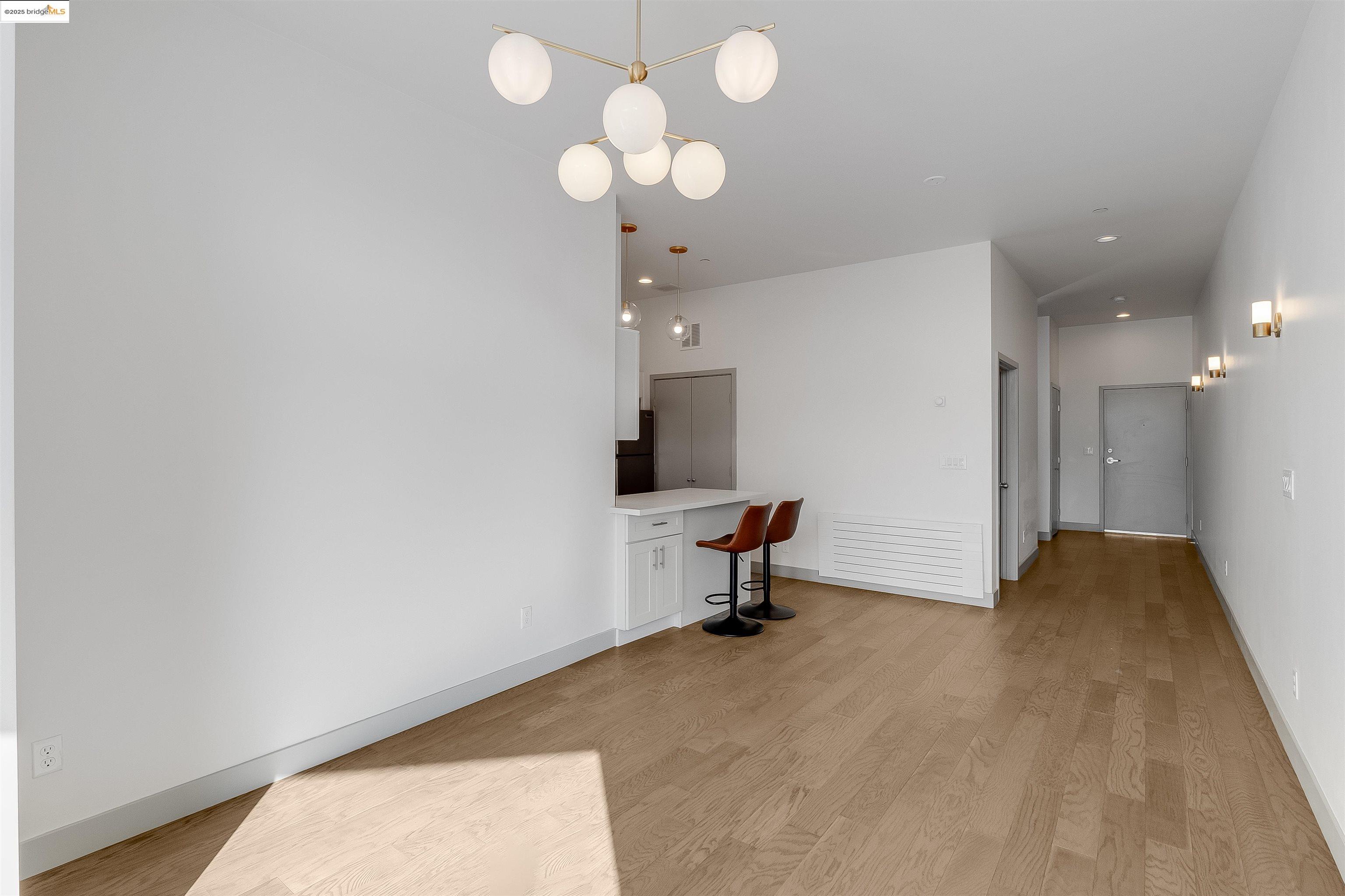 Photo #3: 41111816 Listing: Photo #3