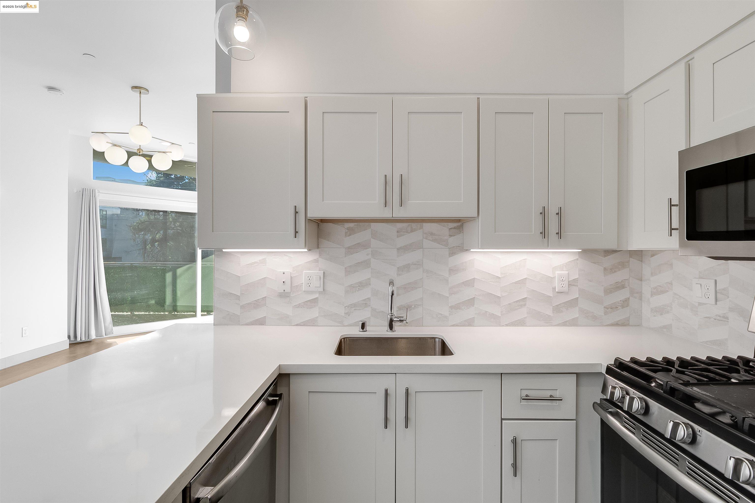 Photo #25: 41111816 Listing: Photo #25