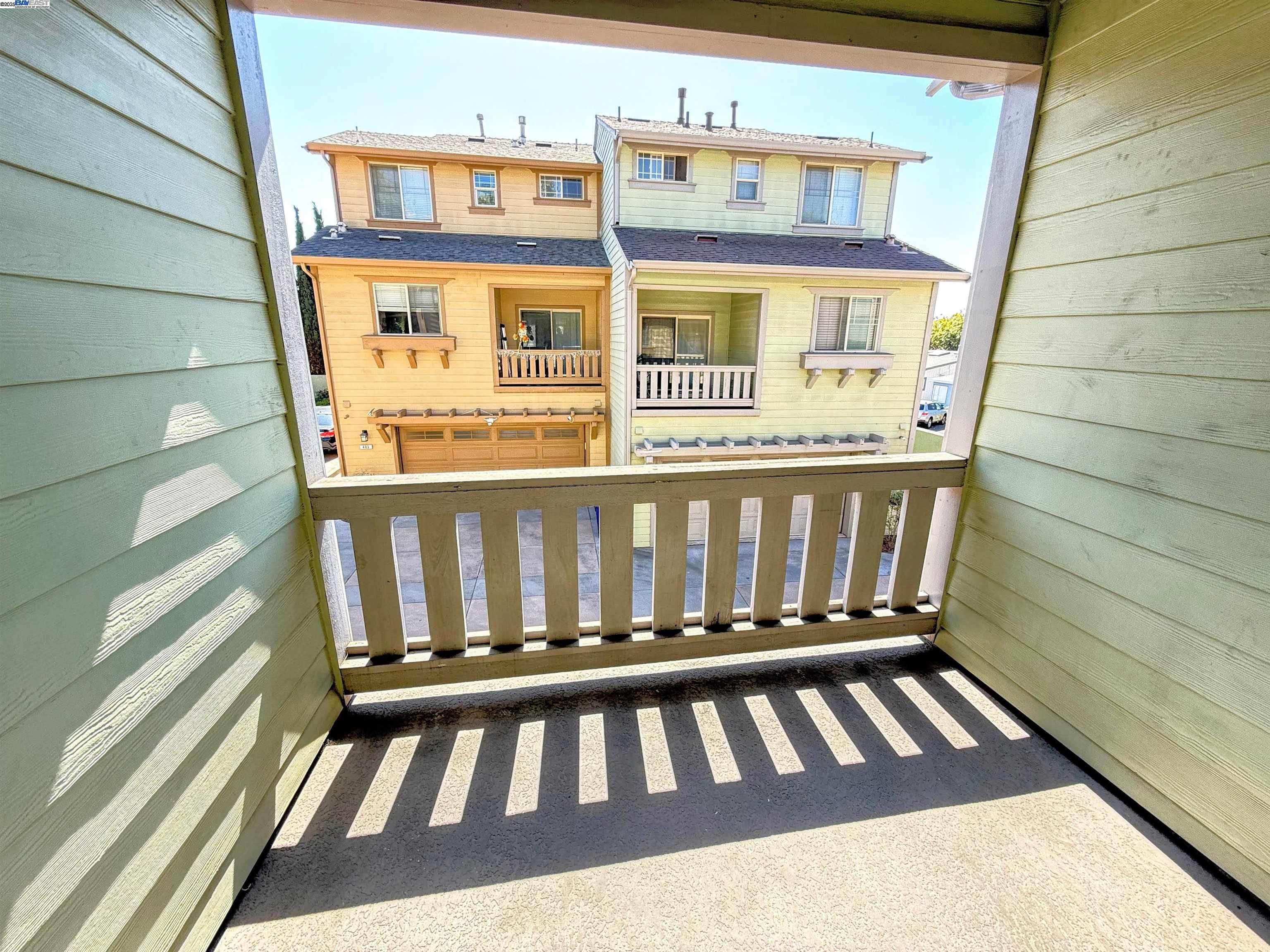 Detail Gallery Image 19 of 54 For 653 Macarthur Blvd, San Leandro,  CA 94577 - 3 Beds | 3/1 Baths