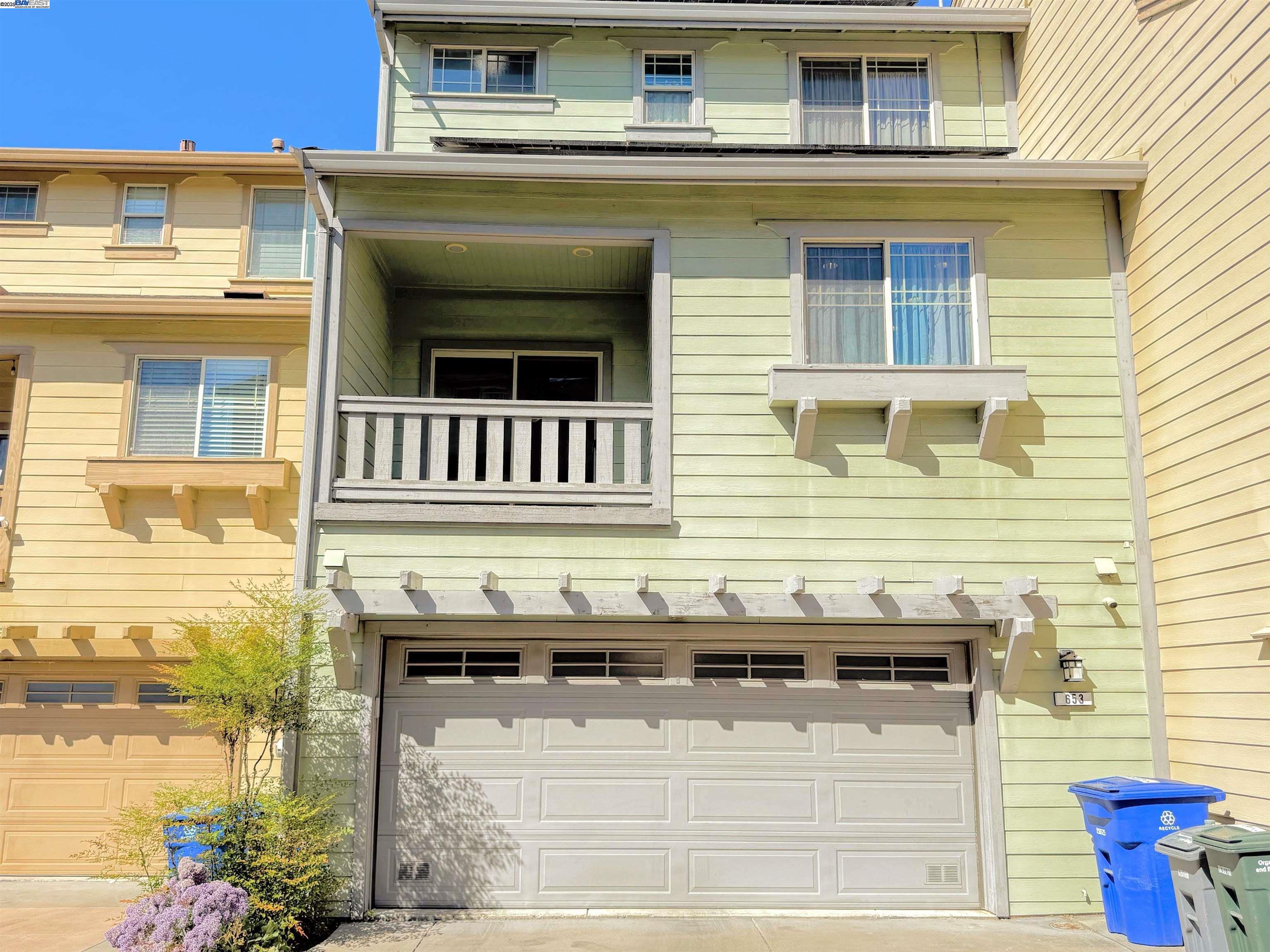 Detail Gallery Image 38 of 54 For 653 Macarthur Blvd, San Leandro,  CA 94577 - 3 Beds | 3/1 Baths