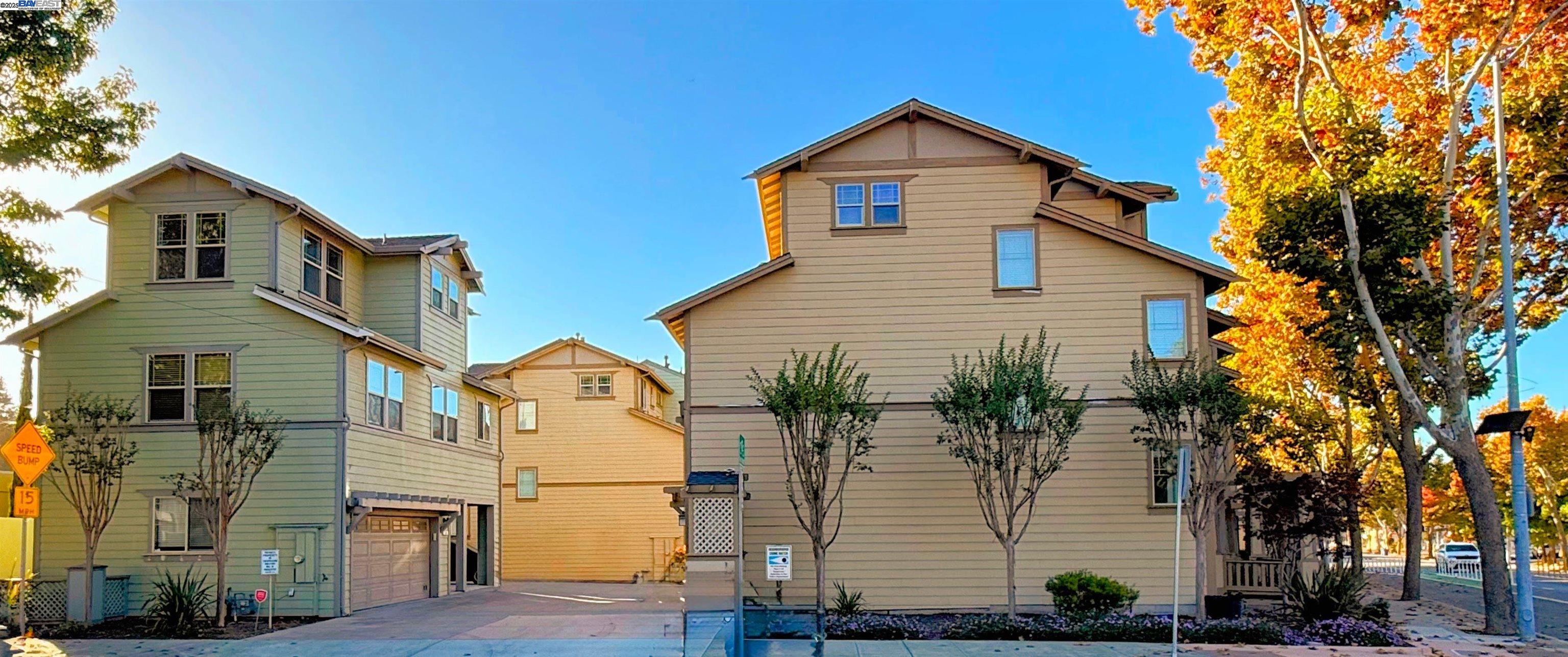 Detail Gallery Image 45 of 54 For 653 Macarthur Blvd, San Leandro,  CA 94577 - 3 Beds | 3/1 Baths