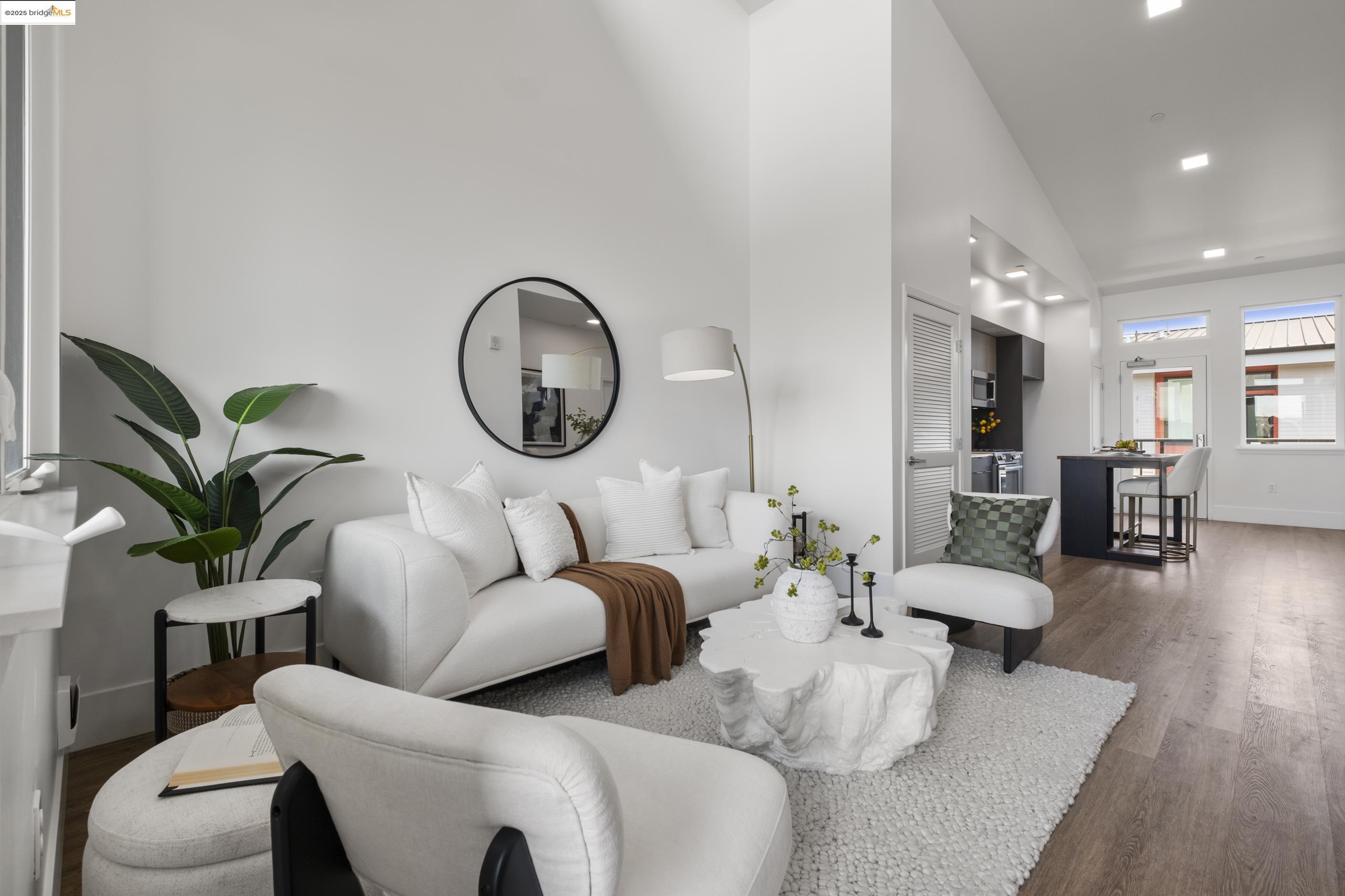 Photo #11: 41112028 Listing: Photo #11