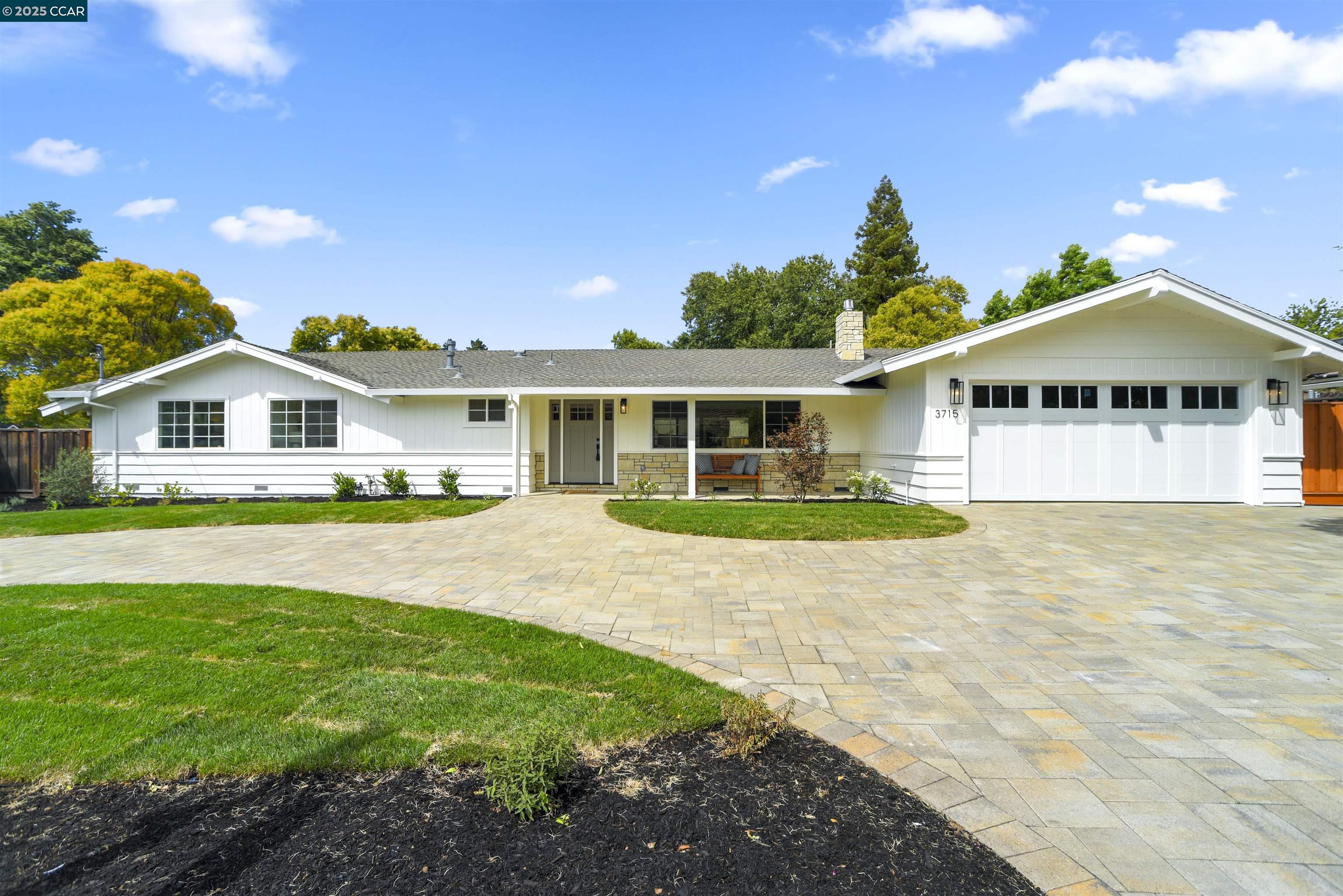 Front Image Thumbnail for CC41112097